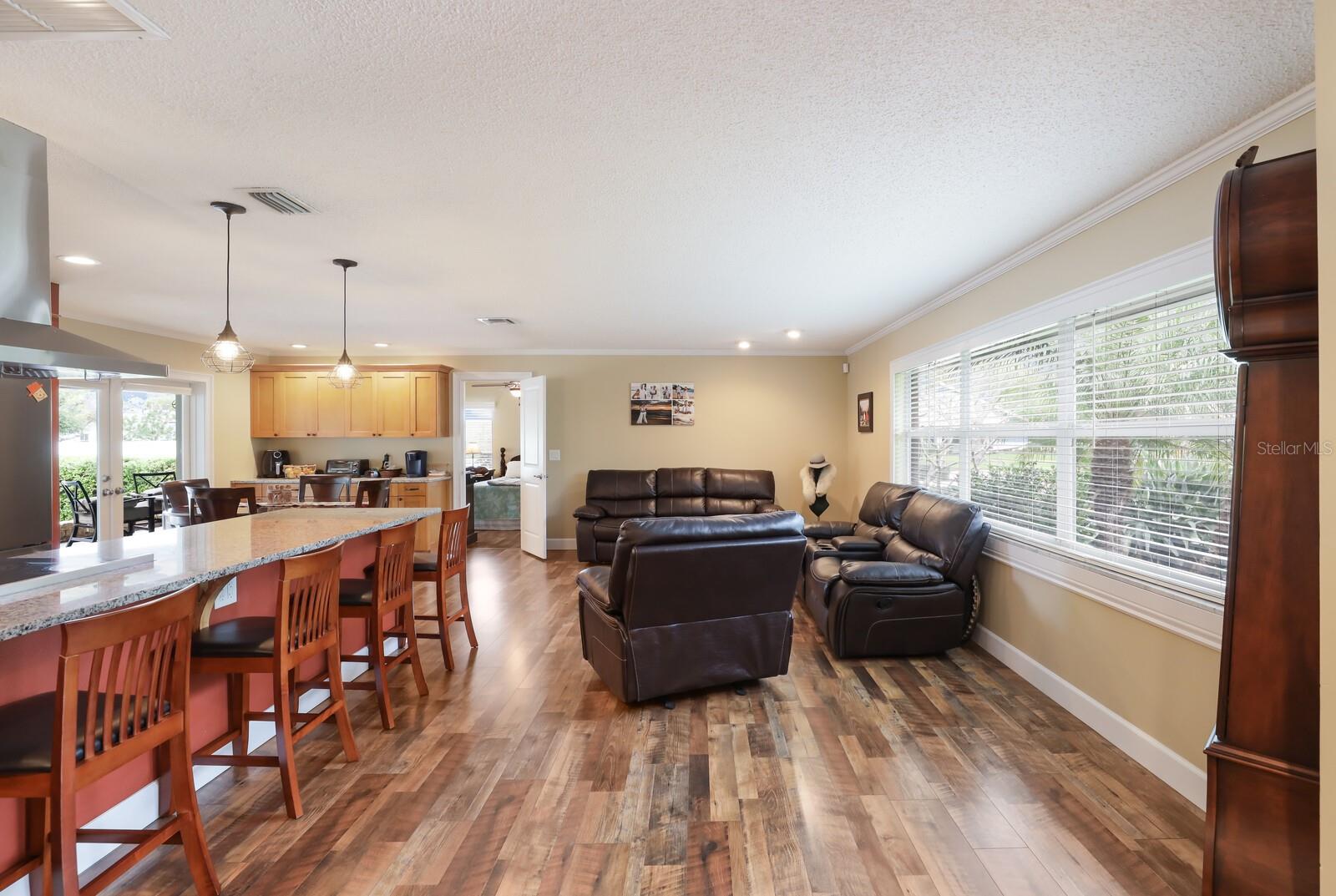 Image 9 of 52 For 412 64th Street Court Nw