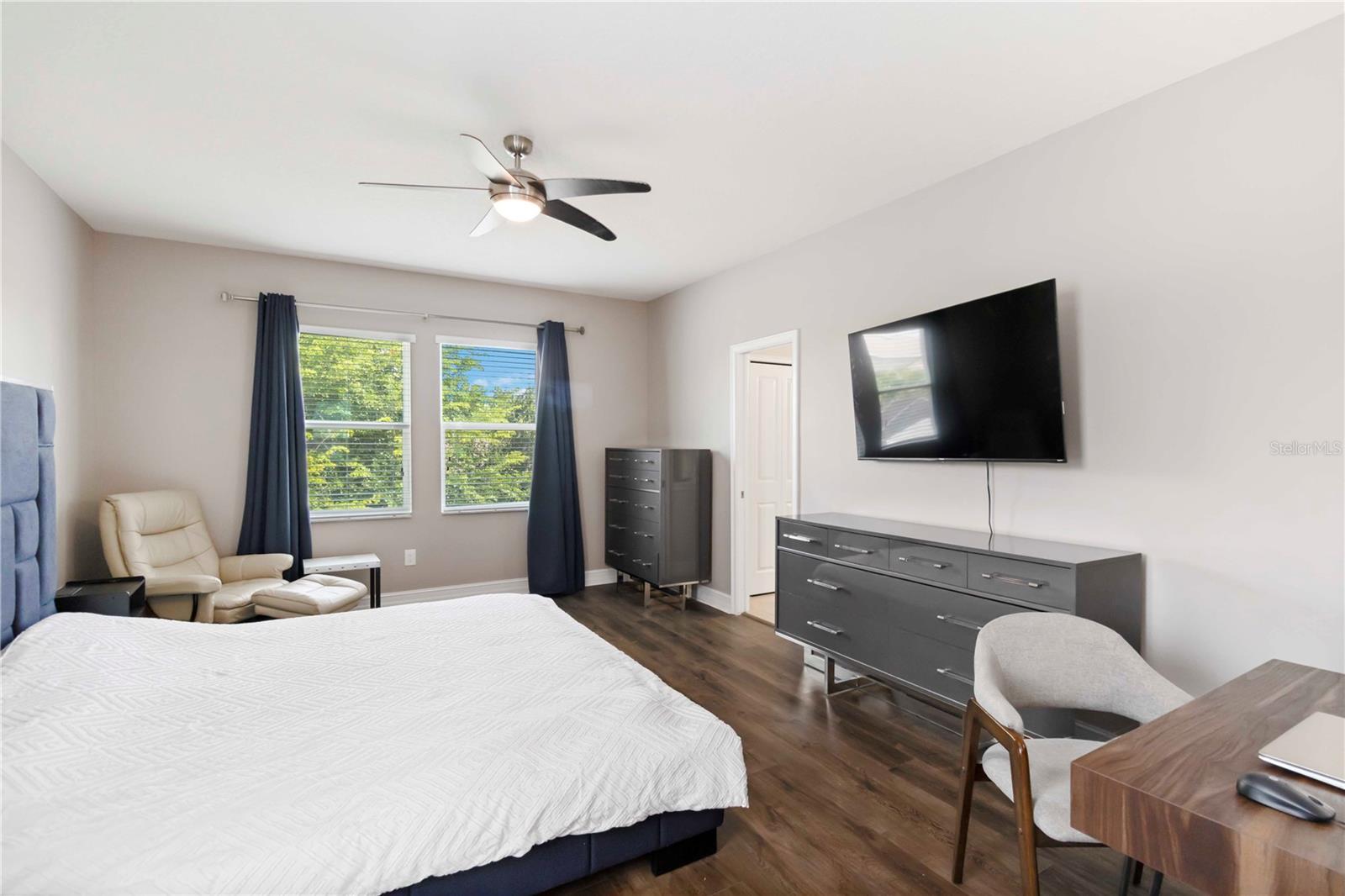 Image 28 of 65 For 4239 Adelaar Drive