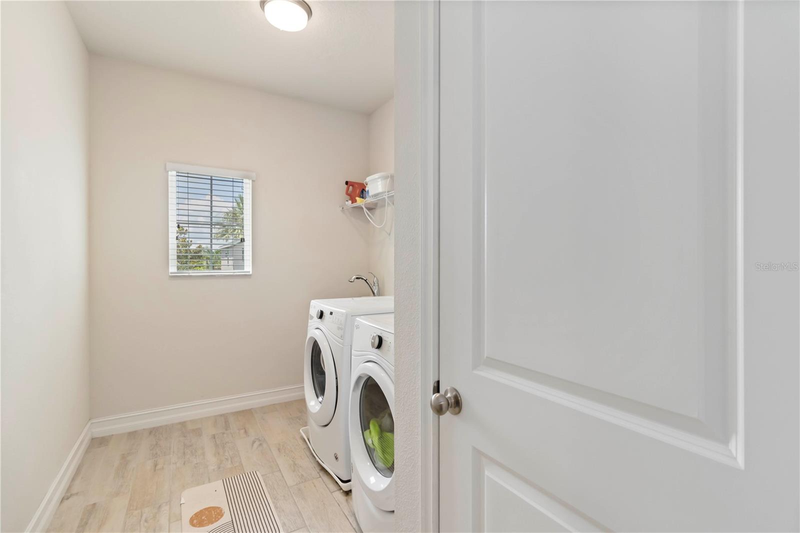 Image 41 of 65 For 4239 Adelaar Drive