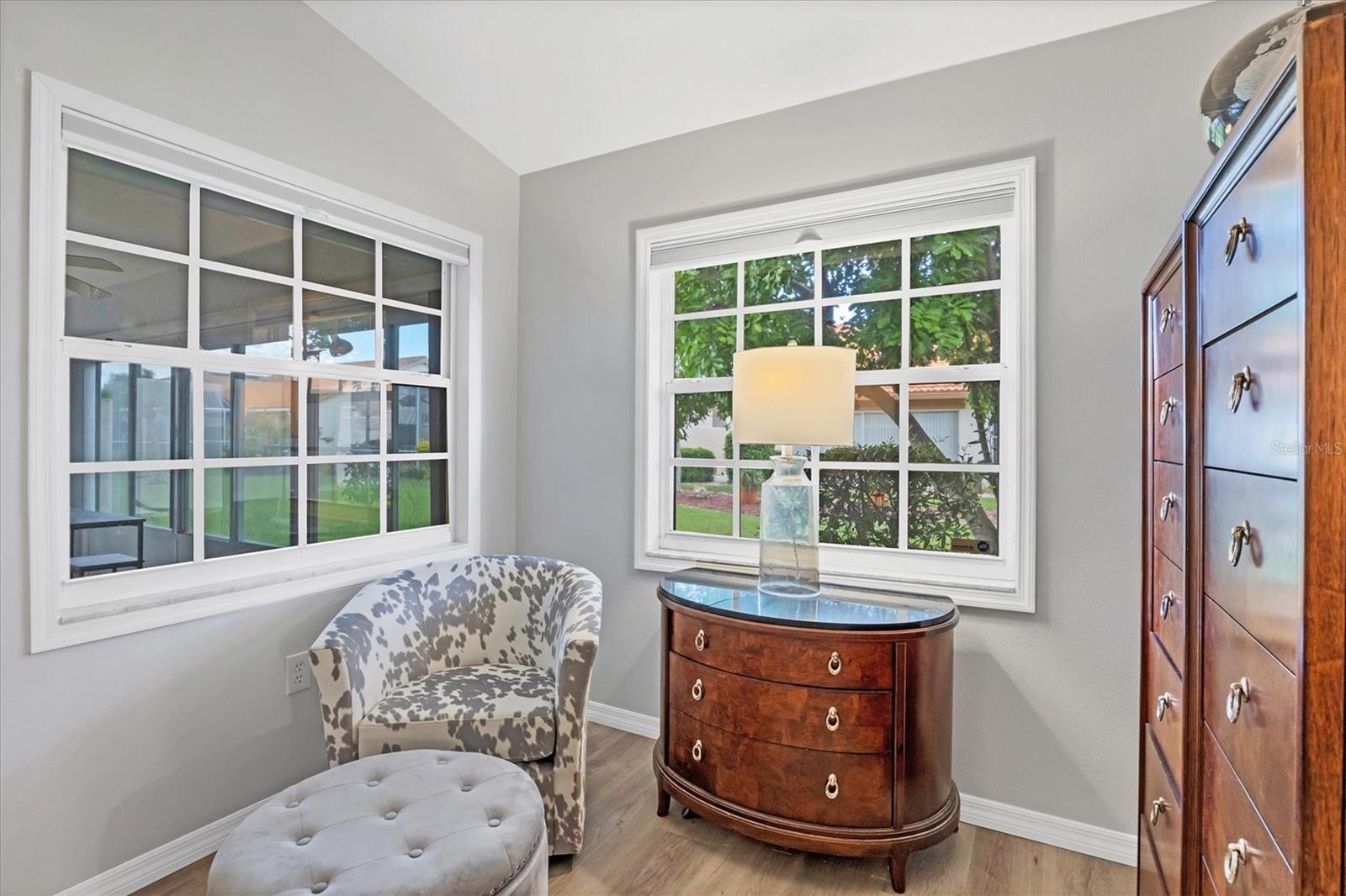 Image 17 of 46 For 4738 Raintree Street Circle E