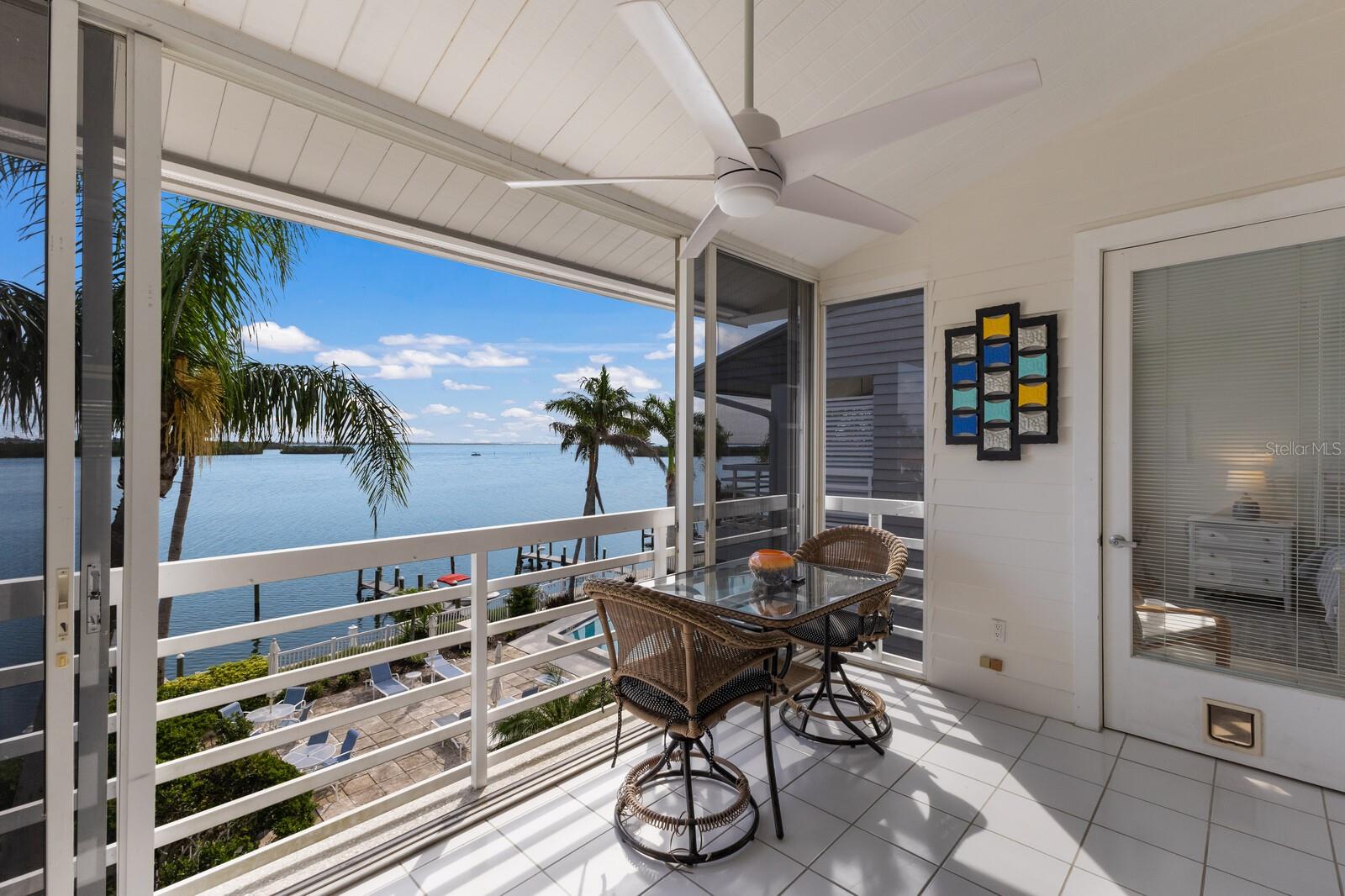 Image 20 of 63 For 615 Dream Island Place 304
