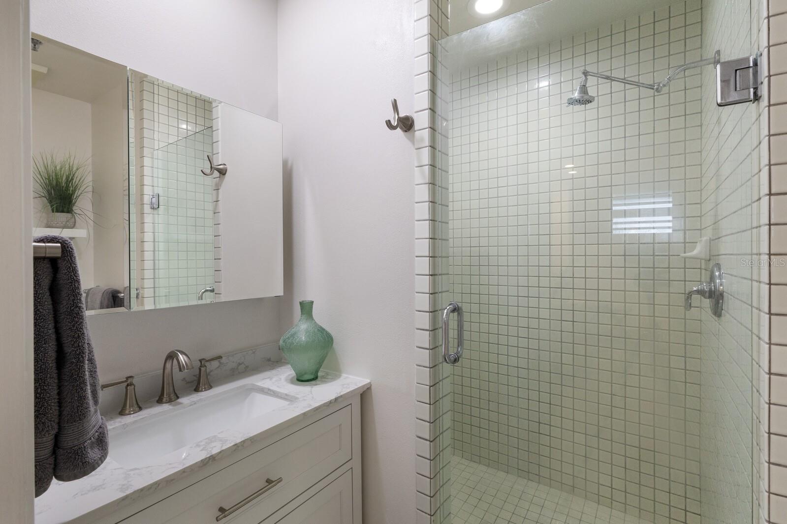 Image 34 of 63 For 615 Dream Island Place 304