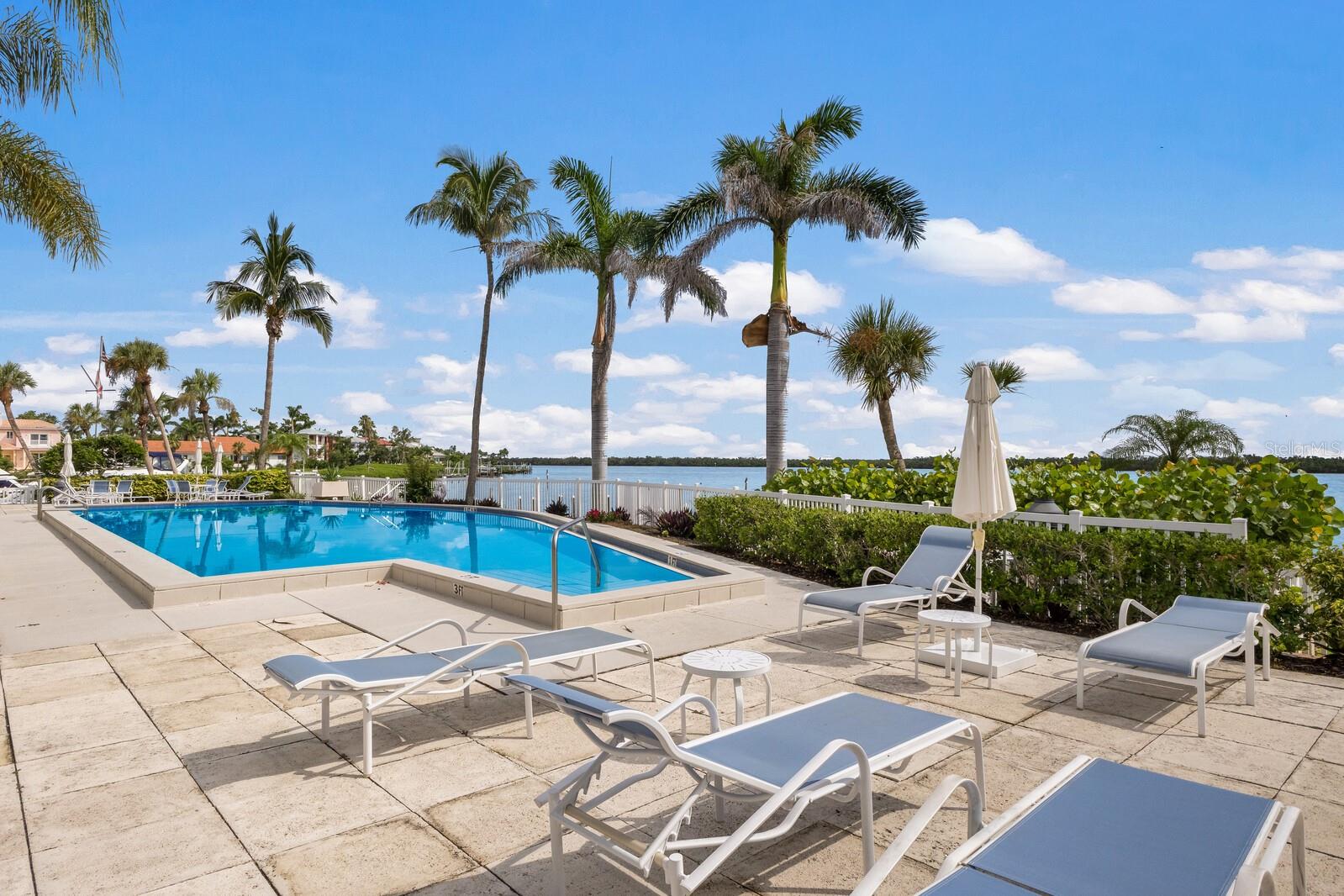 Image 37 of 63 For 615 Dream Island Place 304