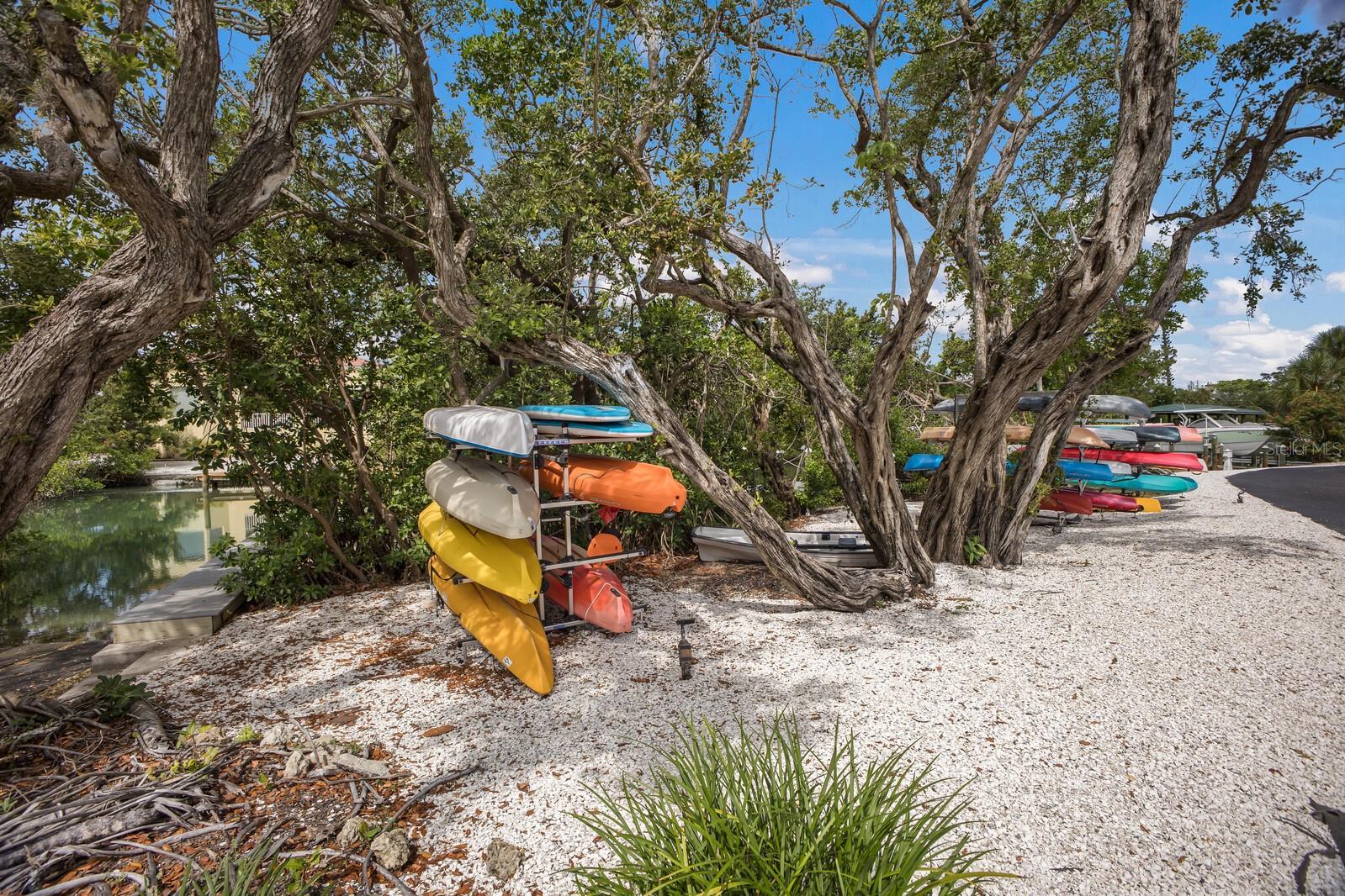 Image 43 of 63 For 615 Dream Island Place 304