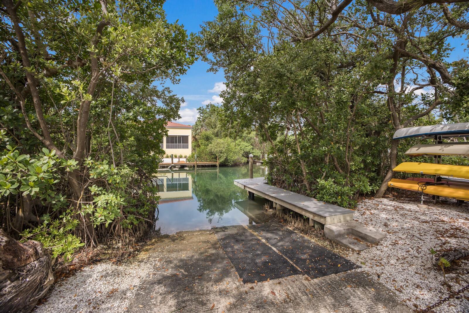 Image 44 of 63 For 615 Dream Island Place 304