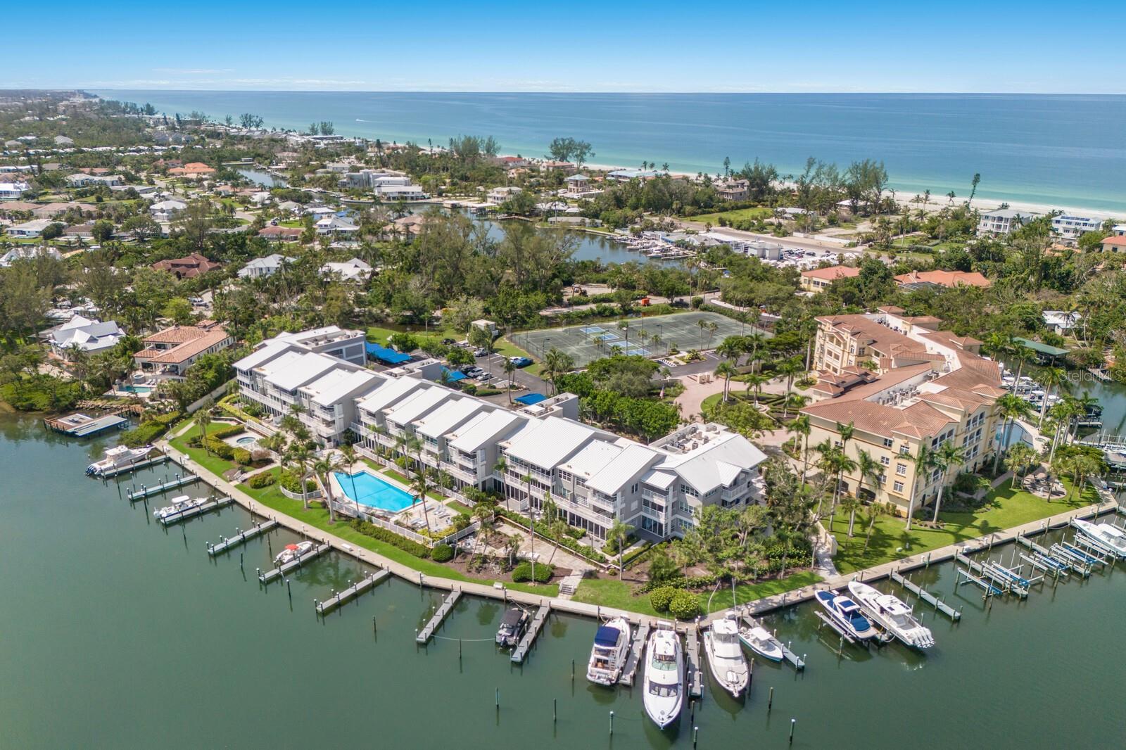 Image 54 of 63 For 615 Dream Island Place 304