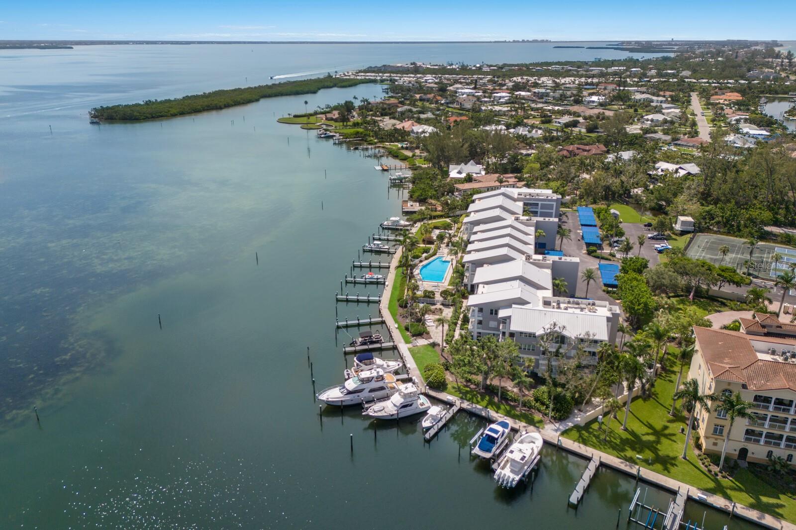 Image 56 of 63 For 615 Dream Island Place 304