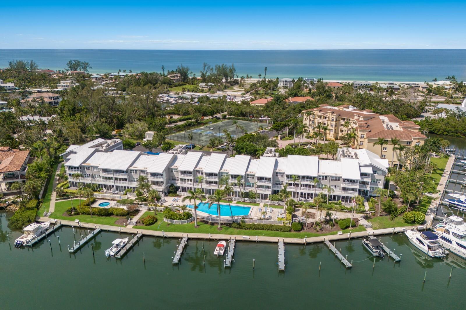 Image 58 of 63 For 615 Dream Island Place 304
