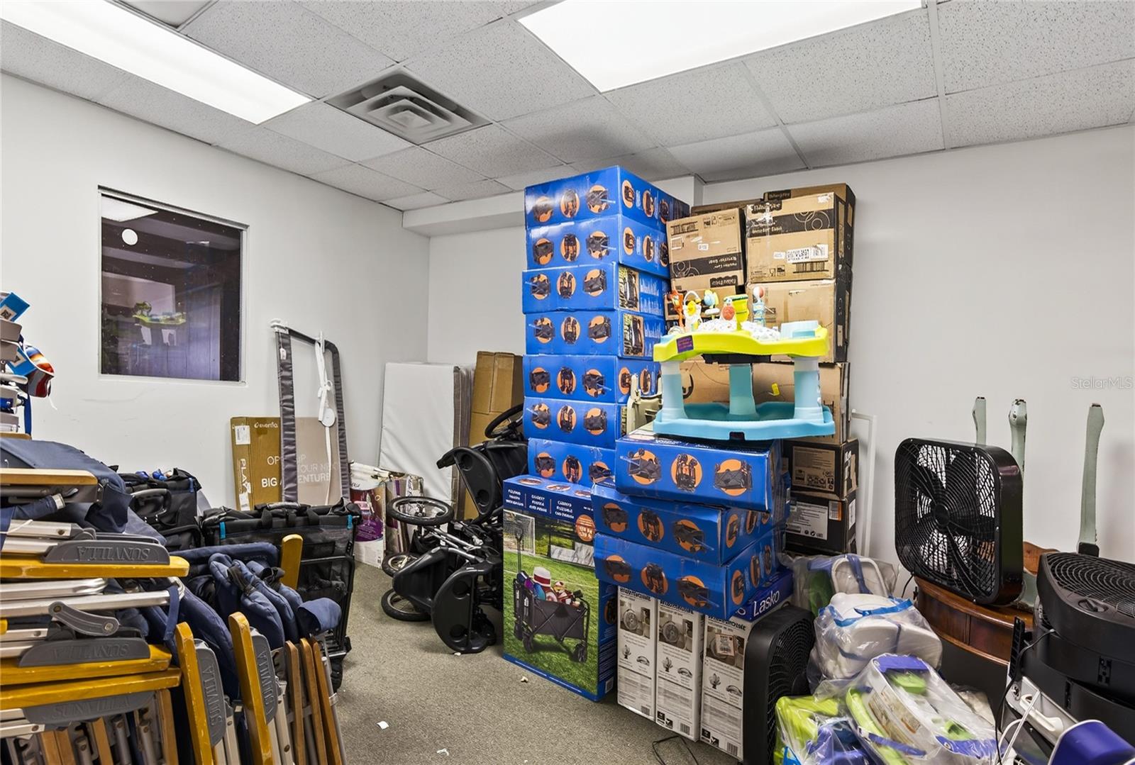 Image 27 of 49 For 2239 15th Street D