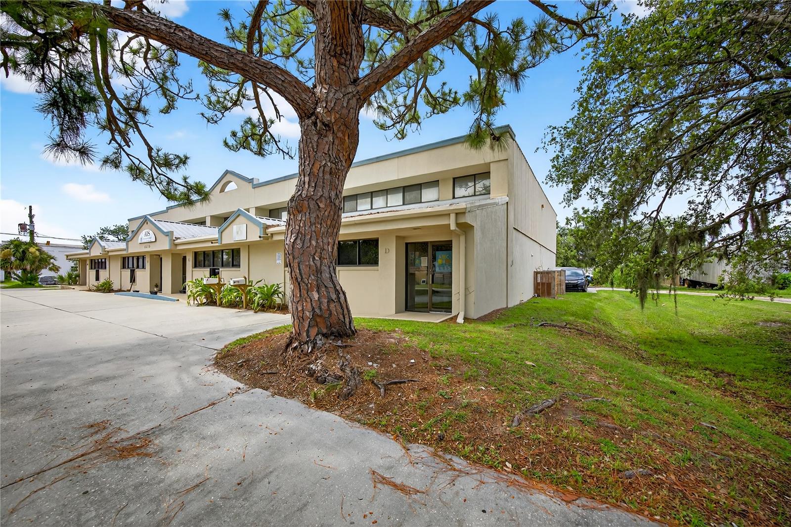Image 3 of 49 For 2239 15th Street D