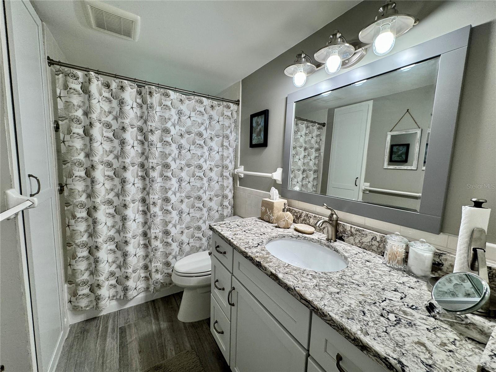 Image 30 of 55 For 4350 Chatham Drive 307