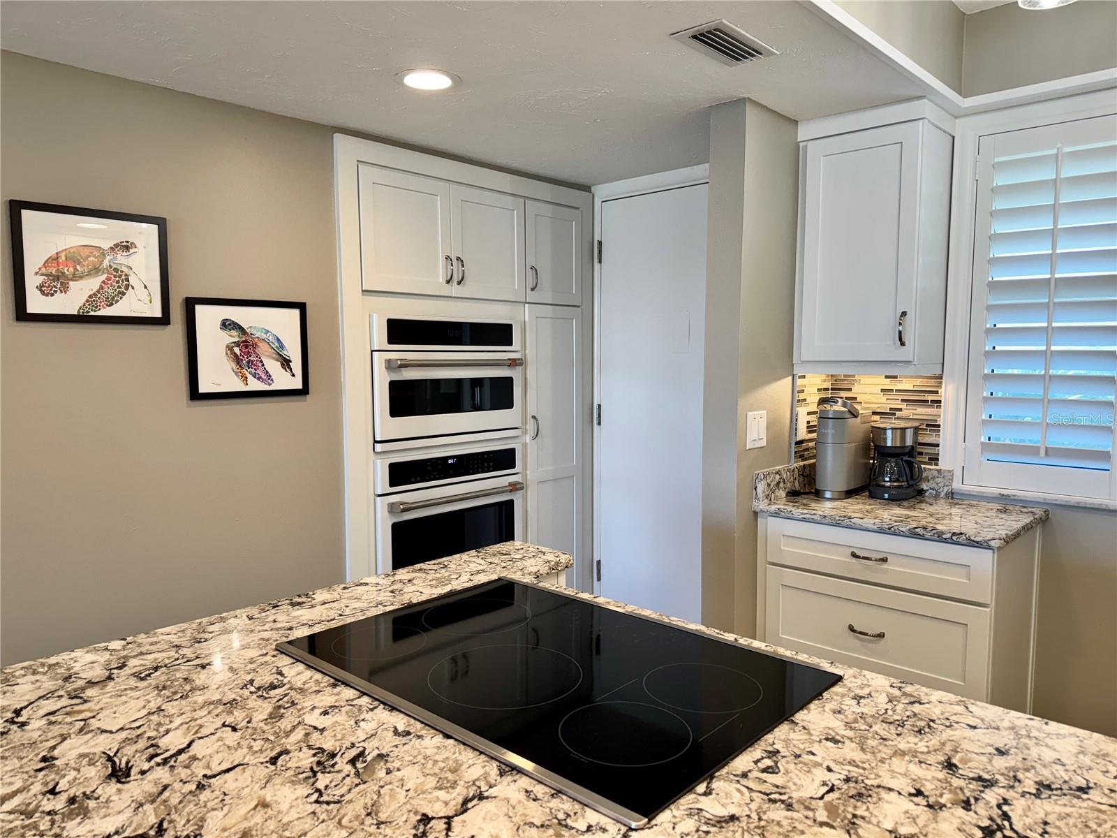 Image 4 of 55 For 4350 Chatham Drive 307