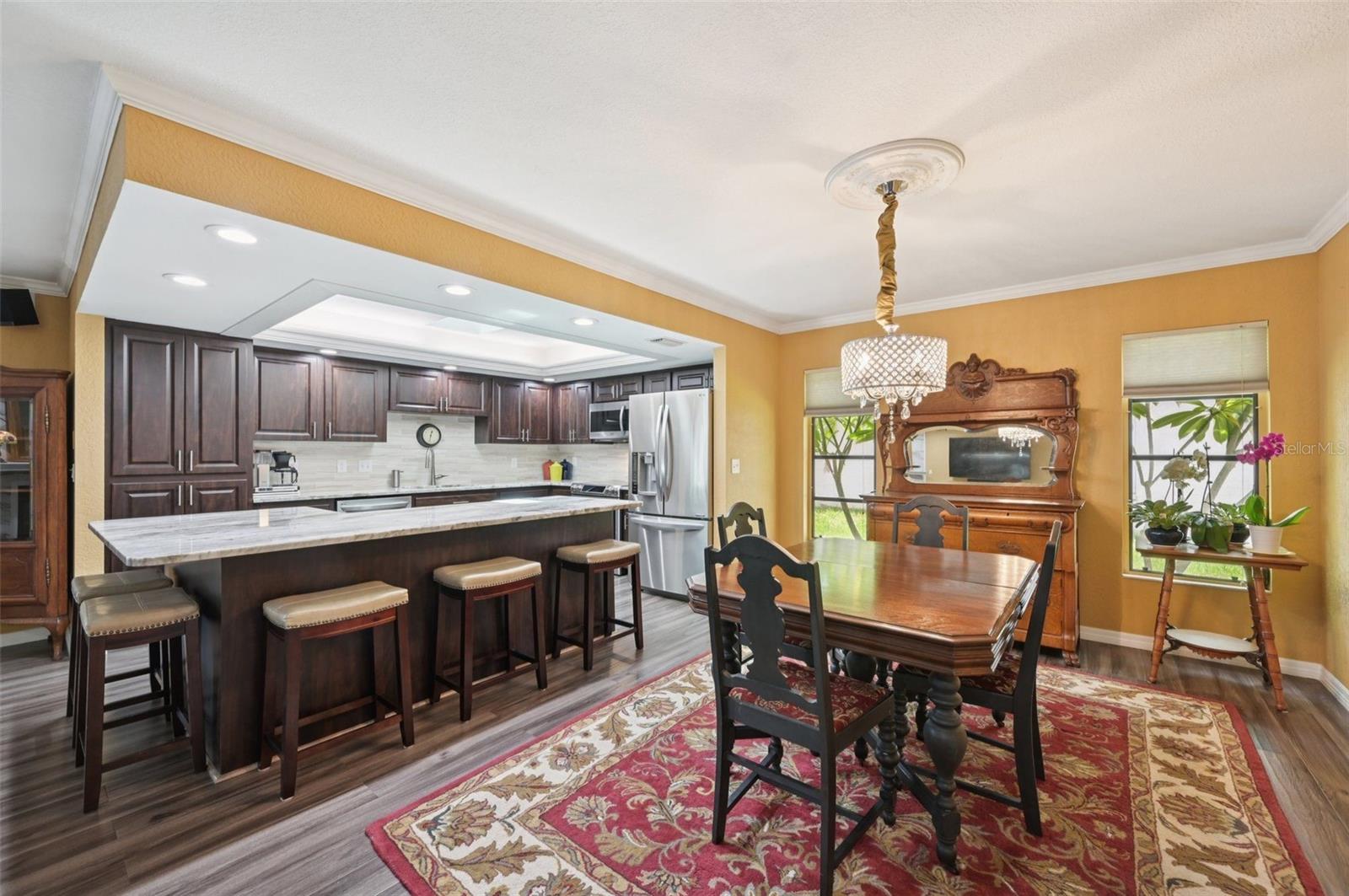 Image 12 of 43 For 4959 Southern Wood Drive