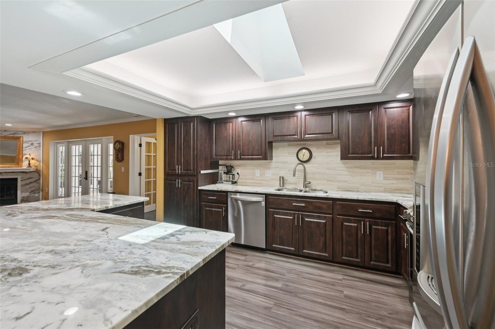 Image 14 of 43 For 4959 Southern Wood Drive
