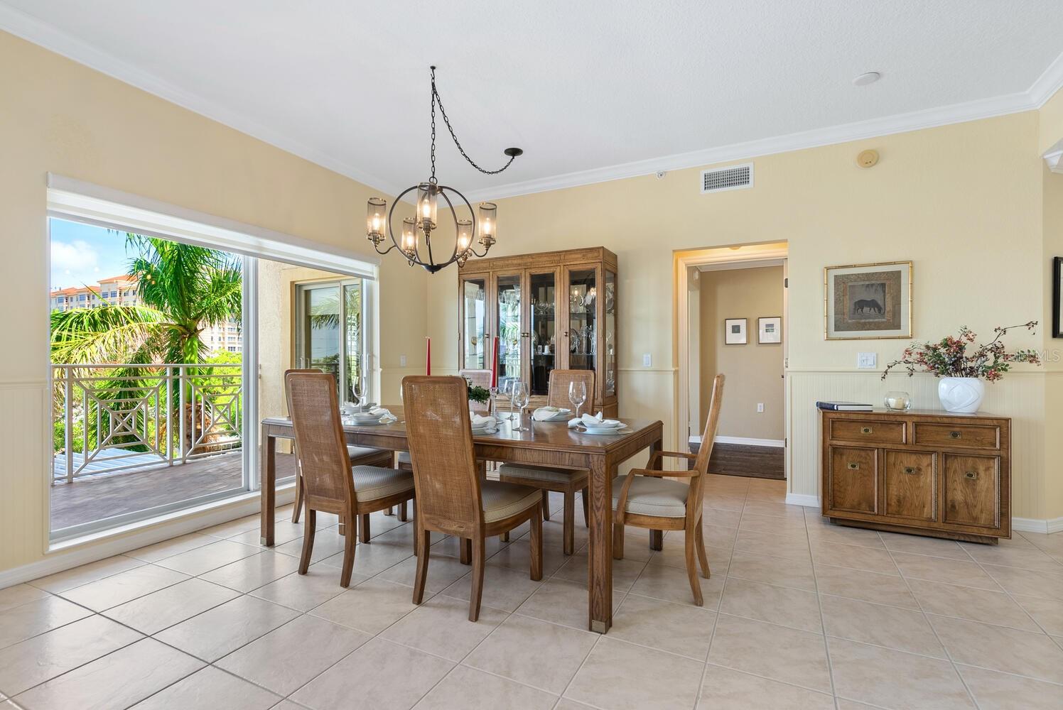 Image 15 of 59 For 1188 Tamiami Trail 401