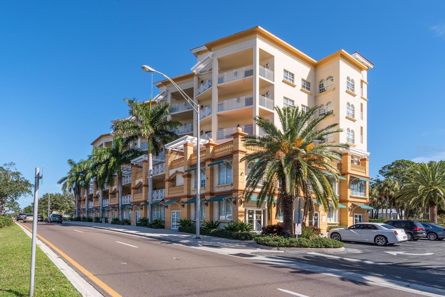 Image 3 of 59 For 1188 Tamiami Trail 401