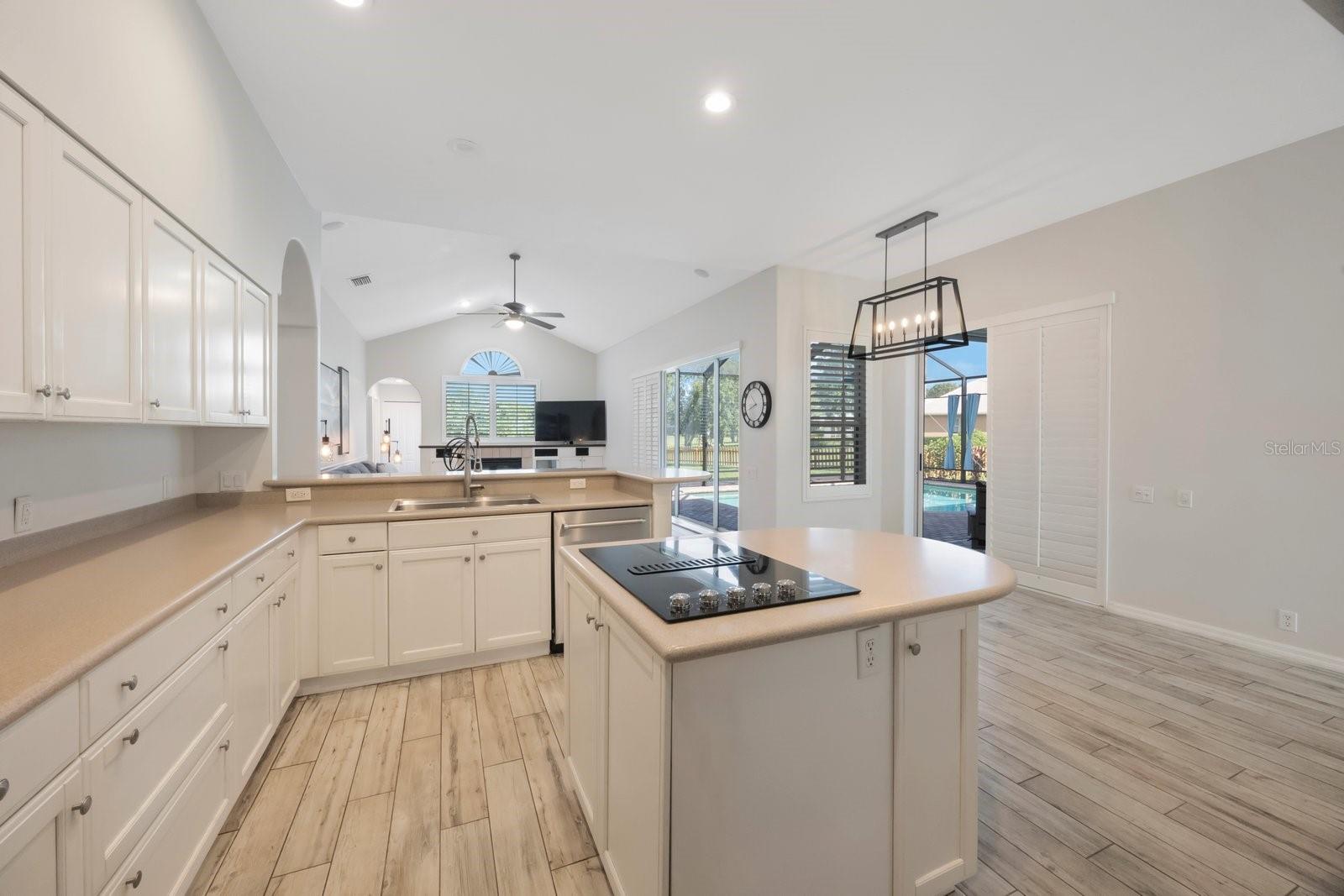 Image 15 of 46 For 2930 Wilderness Boulevard E