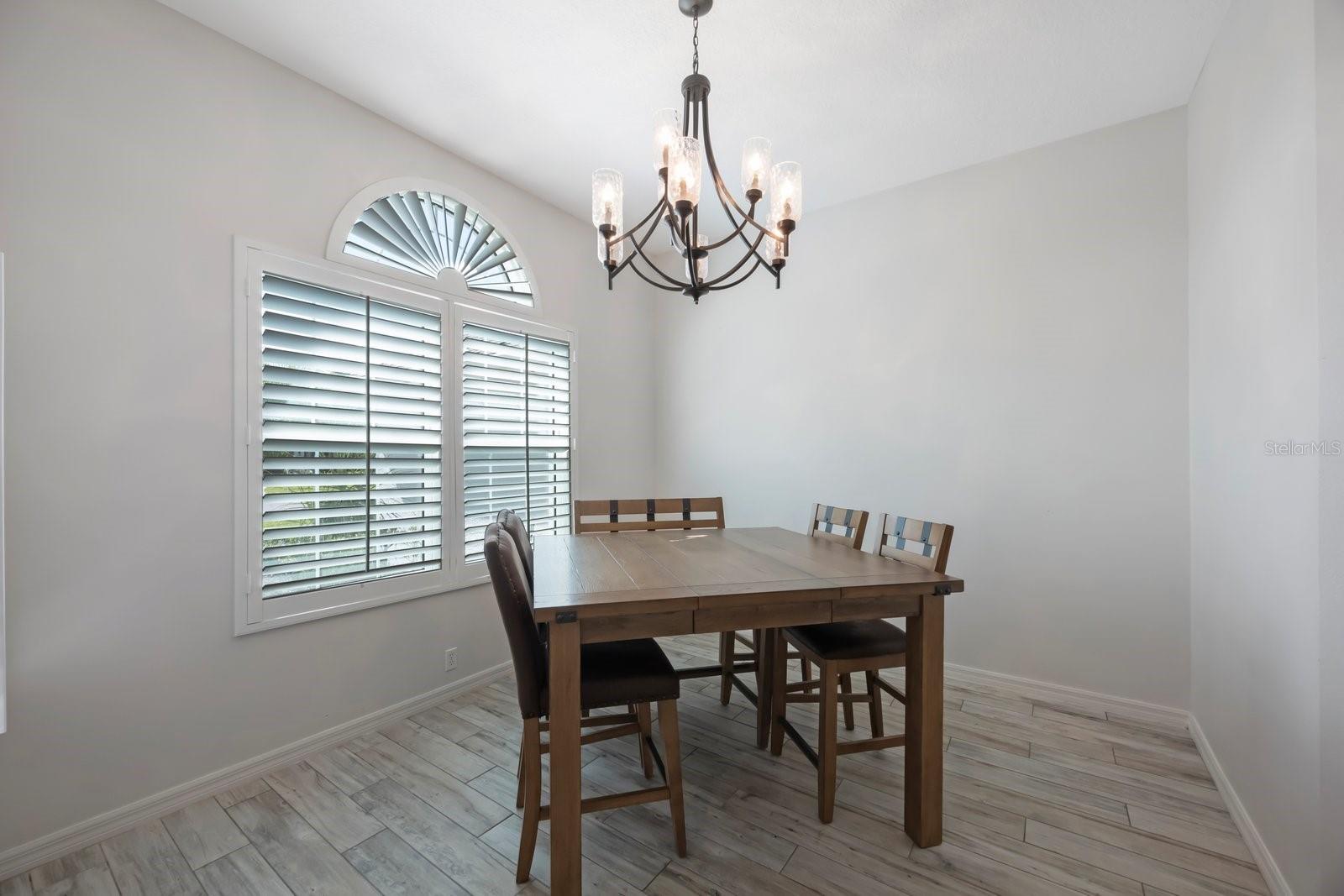 Image 17 of 46 For 2930 Wilderness Boulevard E