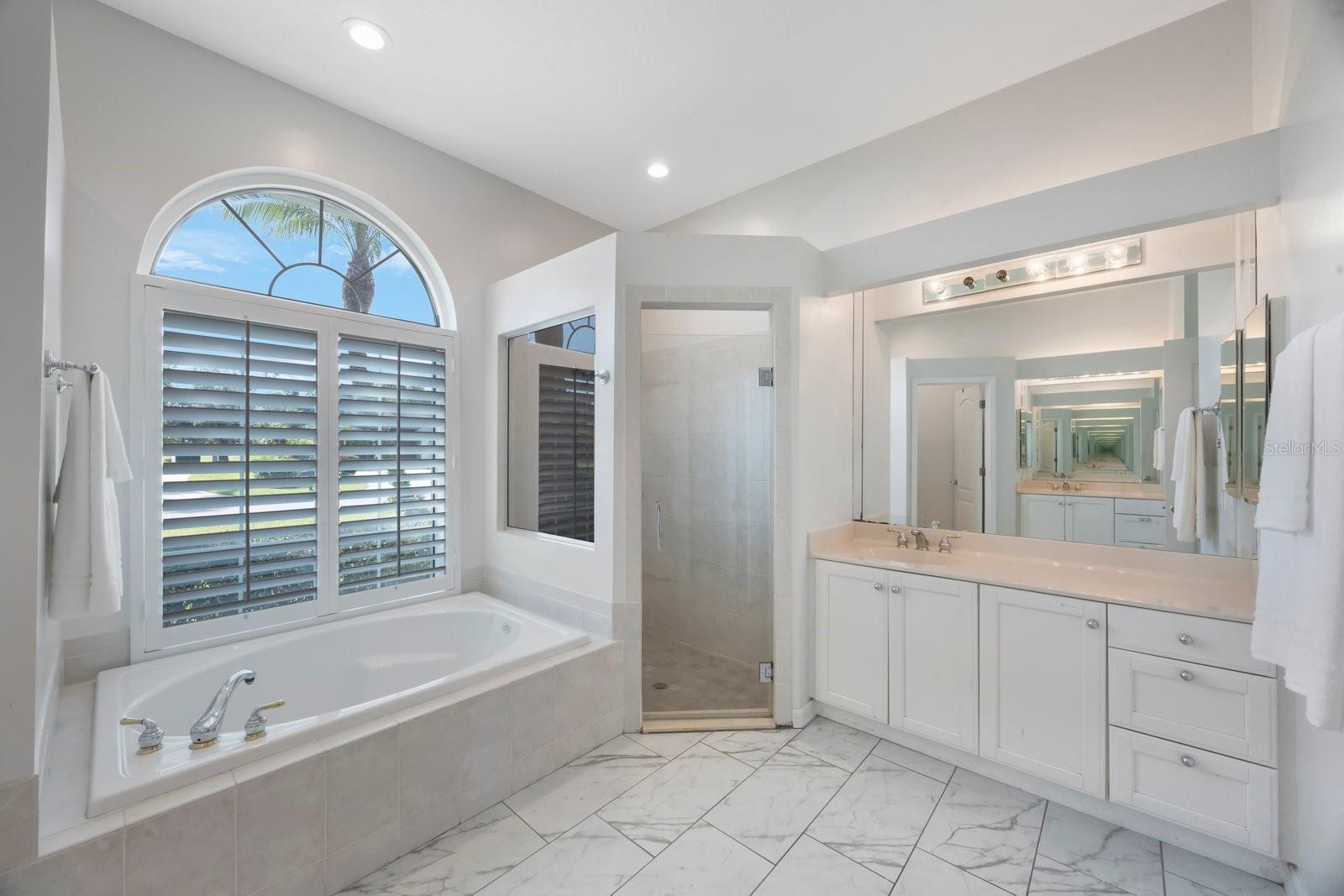 Image 22 of 46 For 2930 Wilderness Boulevard E