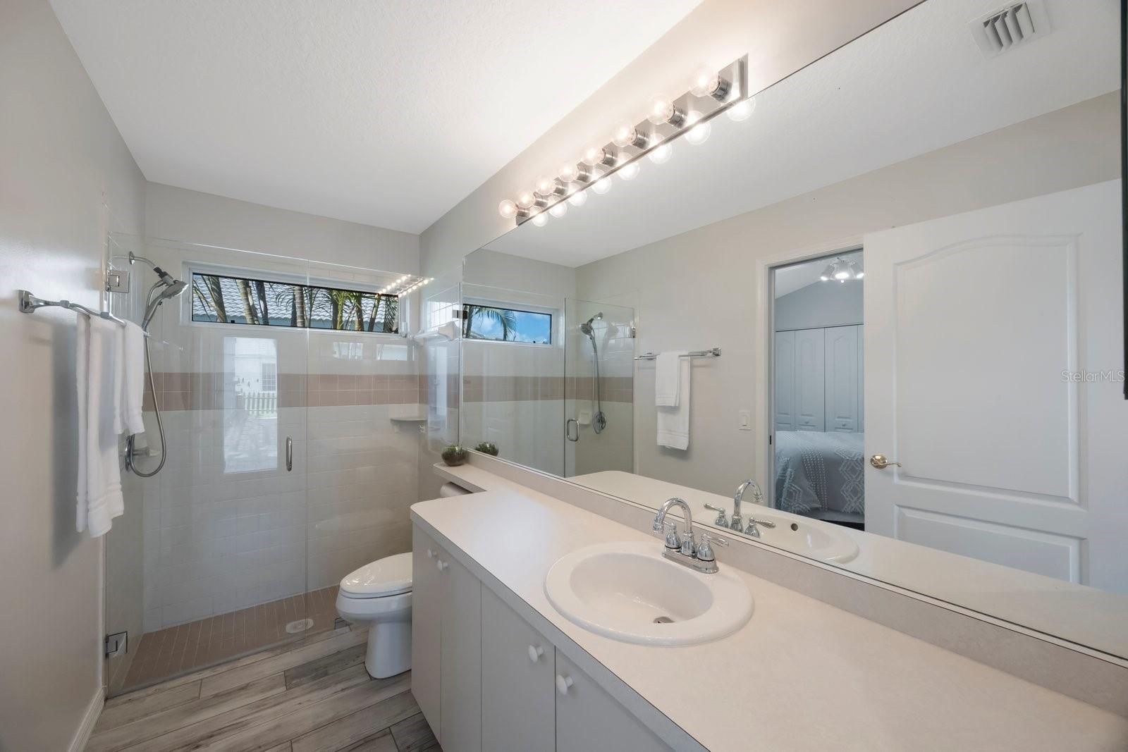 Image 26 of 46 For 2930 Wilderness Boulevard E