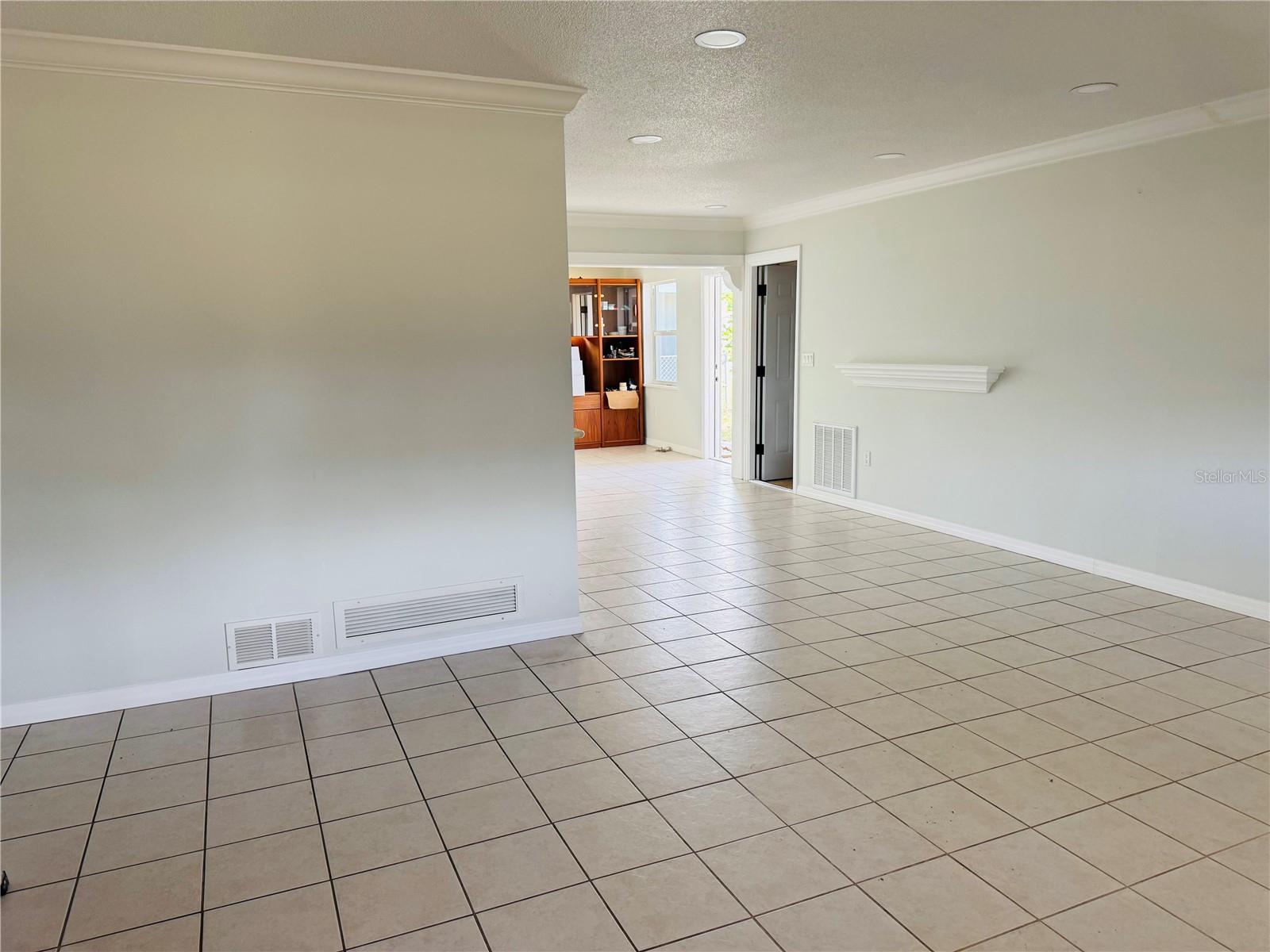 Image 6 of 17 For 4153 Beneva Road
