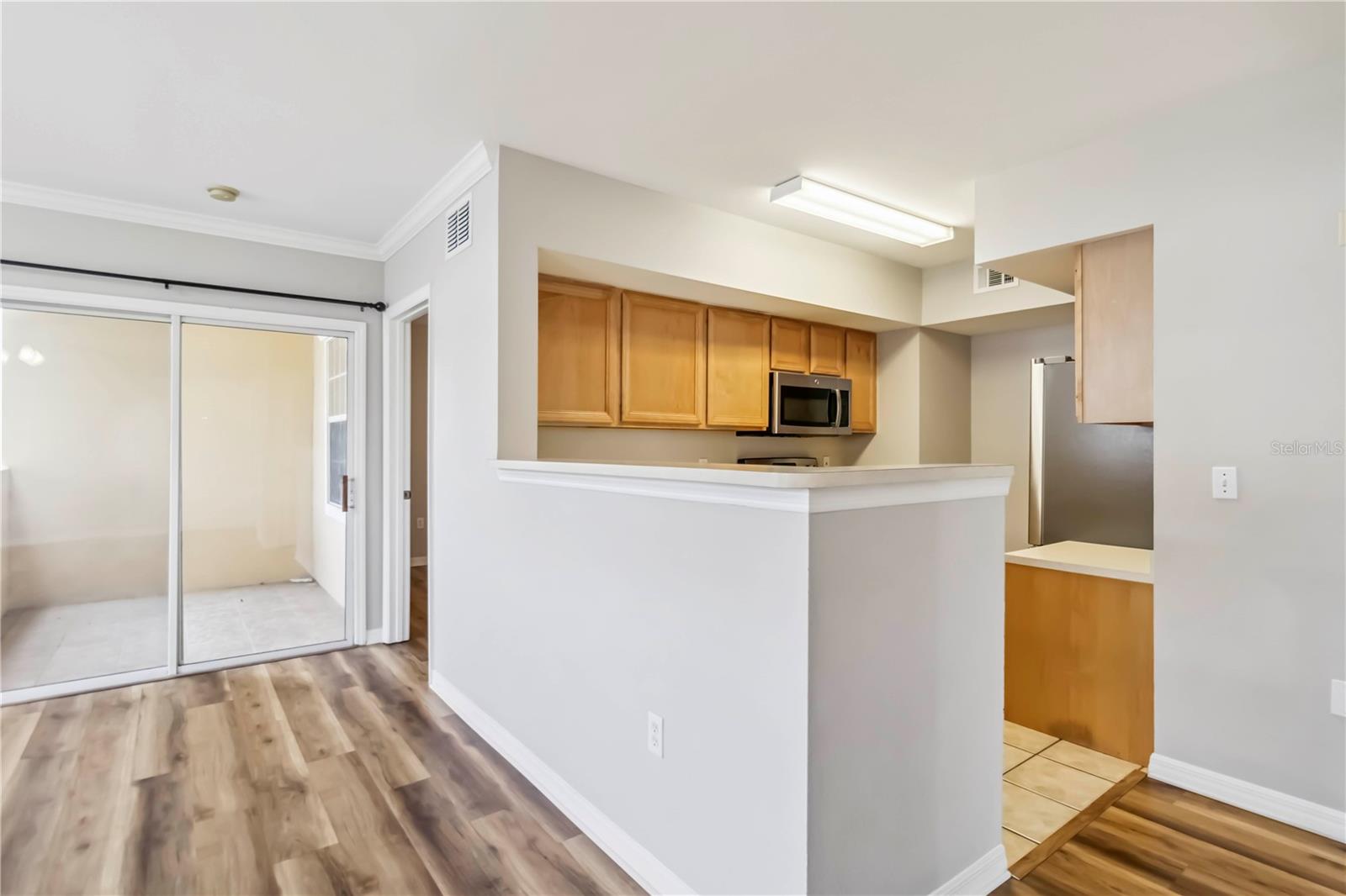 Image 14 of 39 For 1125 Villagio Circle 104