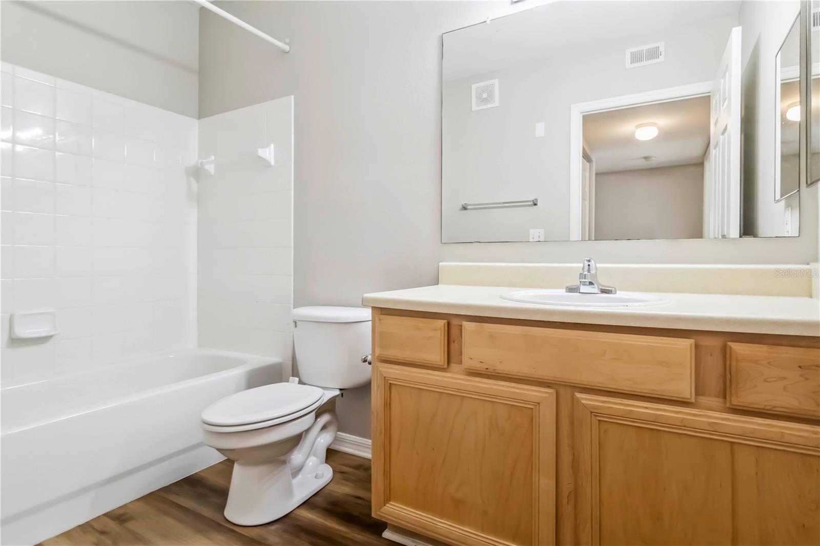 Image 20 of 39 For 1125 Villagio Circle 104