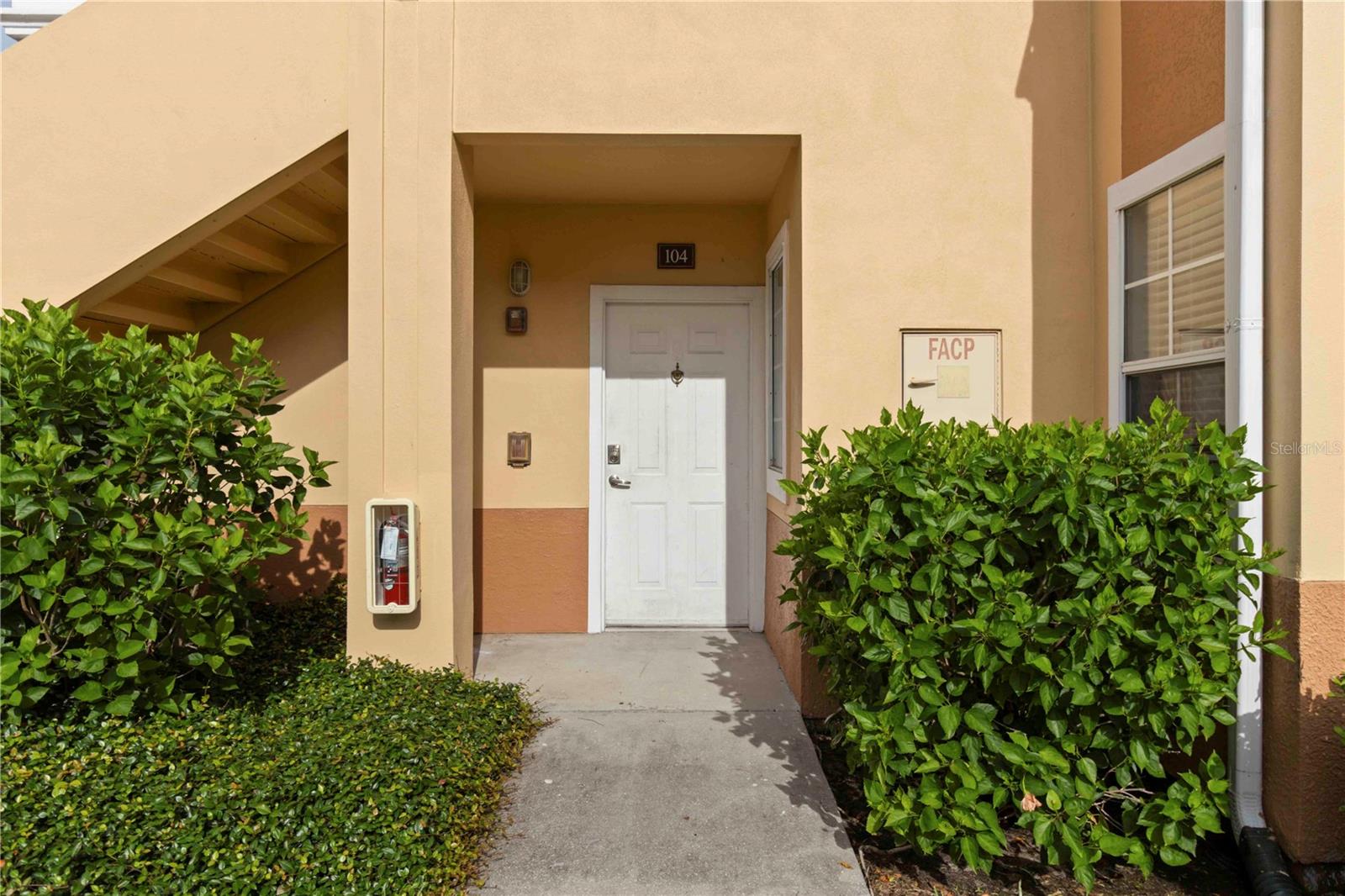 Image 3 of 39 For 1125 Villagio Circle 104