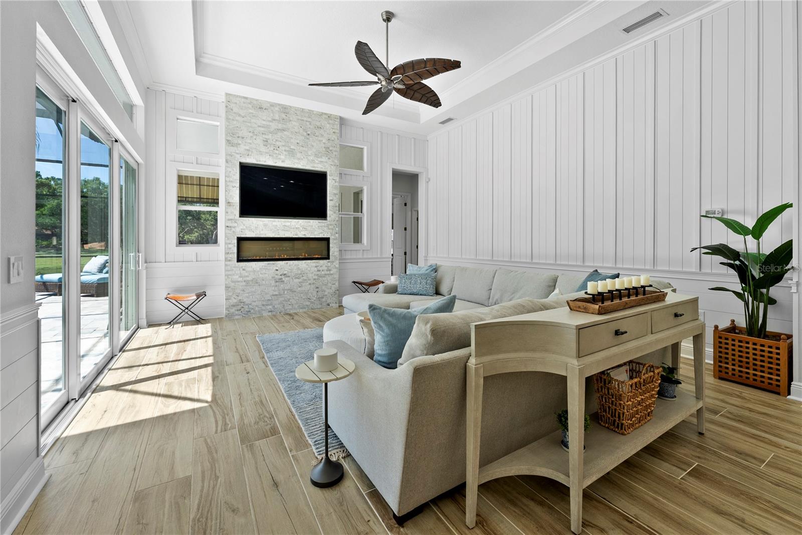 Image 17 of 58 For 7412 Greystone Street