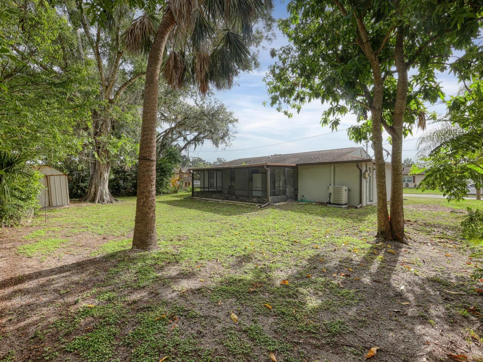 Image 31 of 41 For 2978 Lalani Boulevard