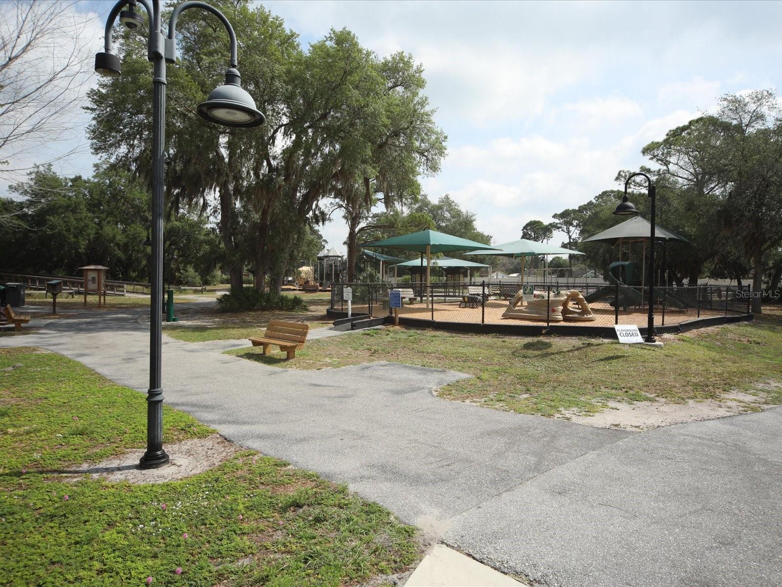 Image 33 of 41 For 2978 Lalani Boulevard
