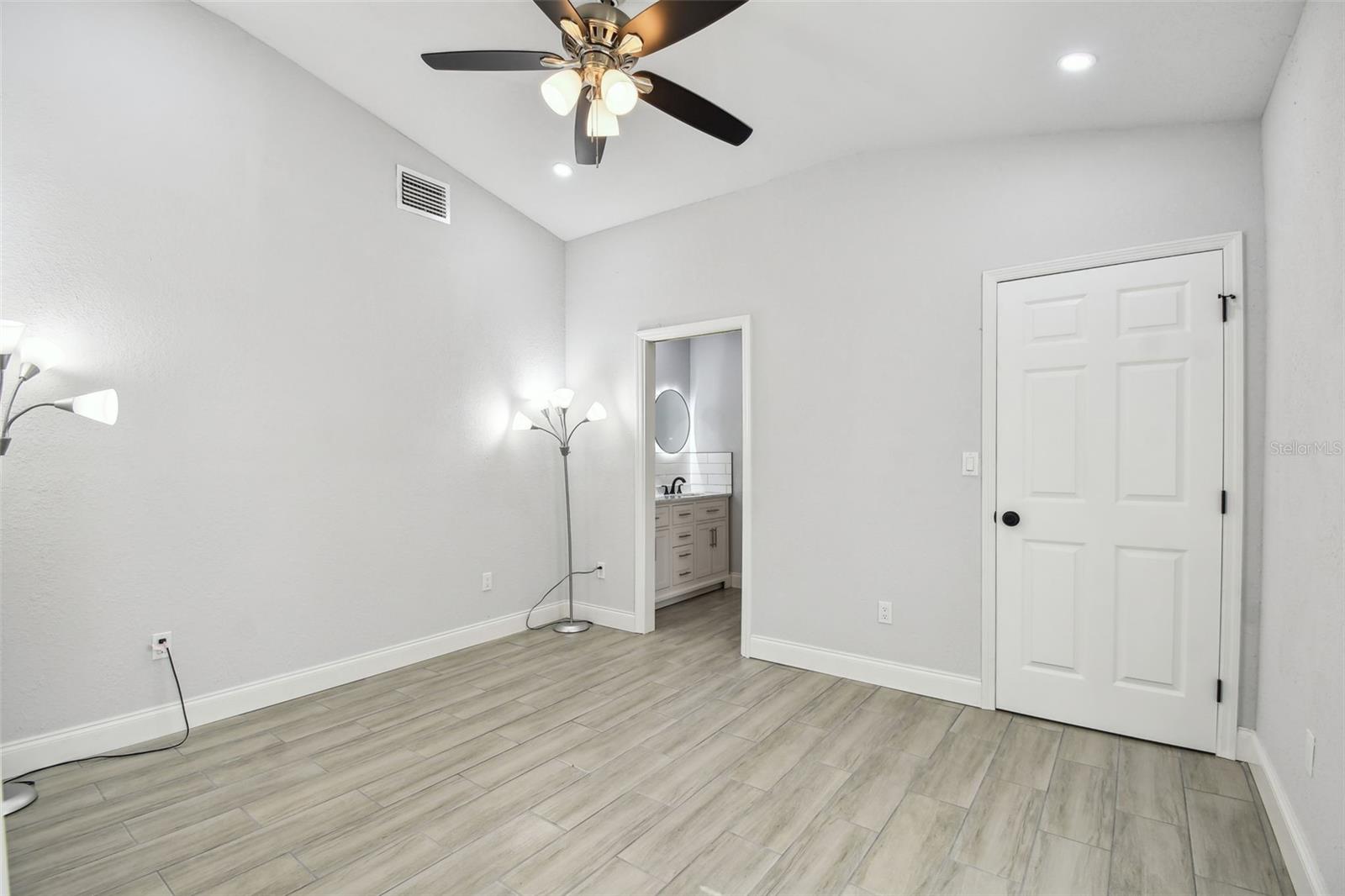 Image 35 of 62 For 3611 19th Street E