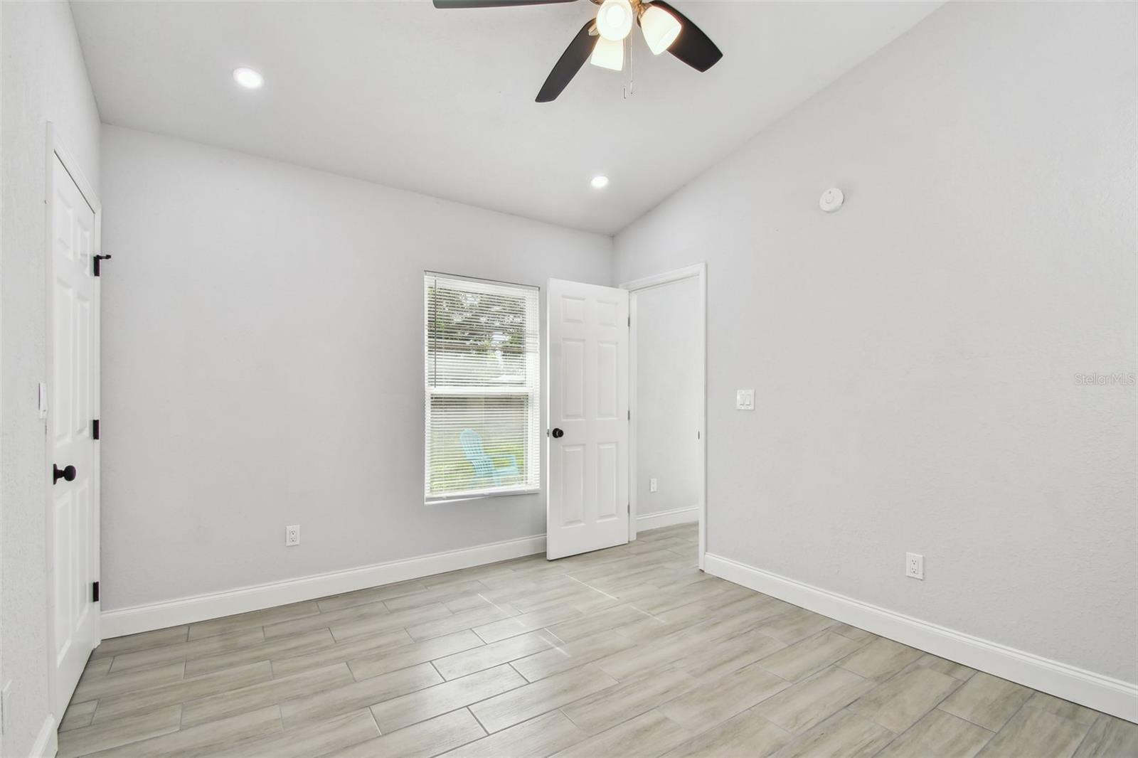 Image 37 of 62 For 3611 19th Street E