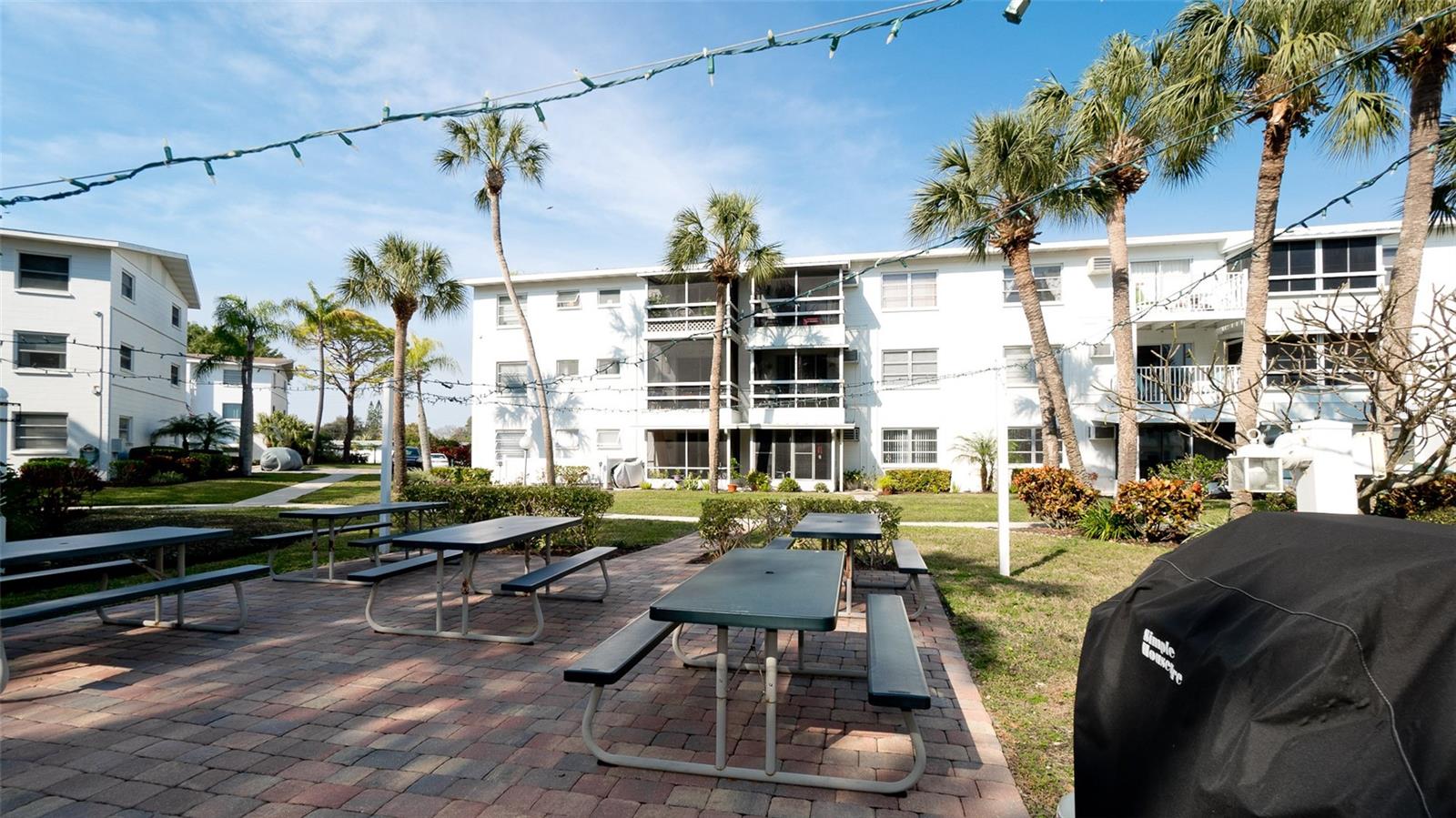 Image 11 of 21 For 2509 Flamingo Boulevard L7