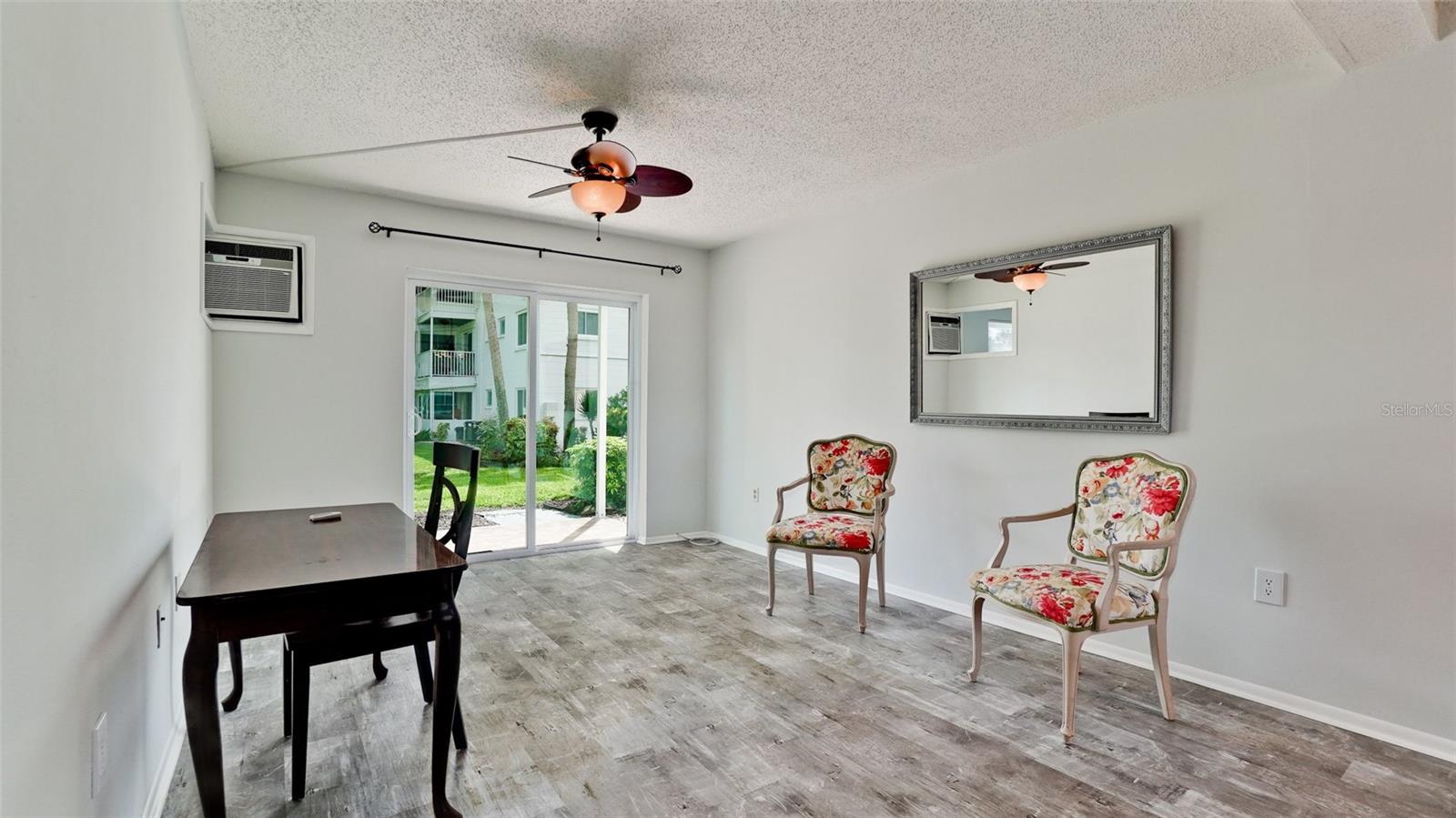Image 18 of 21 For 2509 Flamingo Boulevard L7