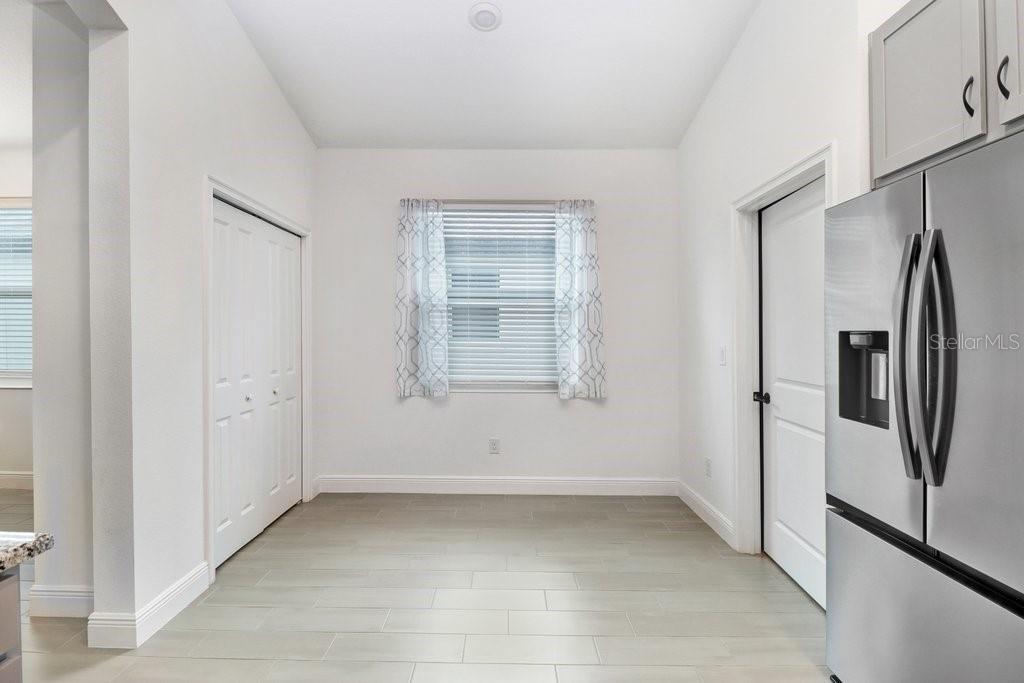 Image 11 of 30 For 8076 Tea Olive Terrace