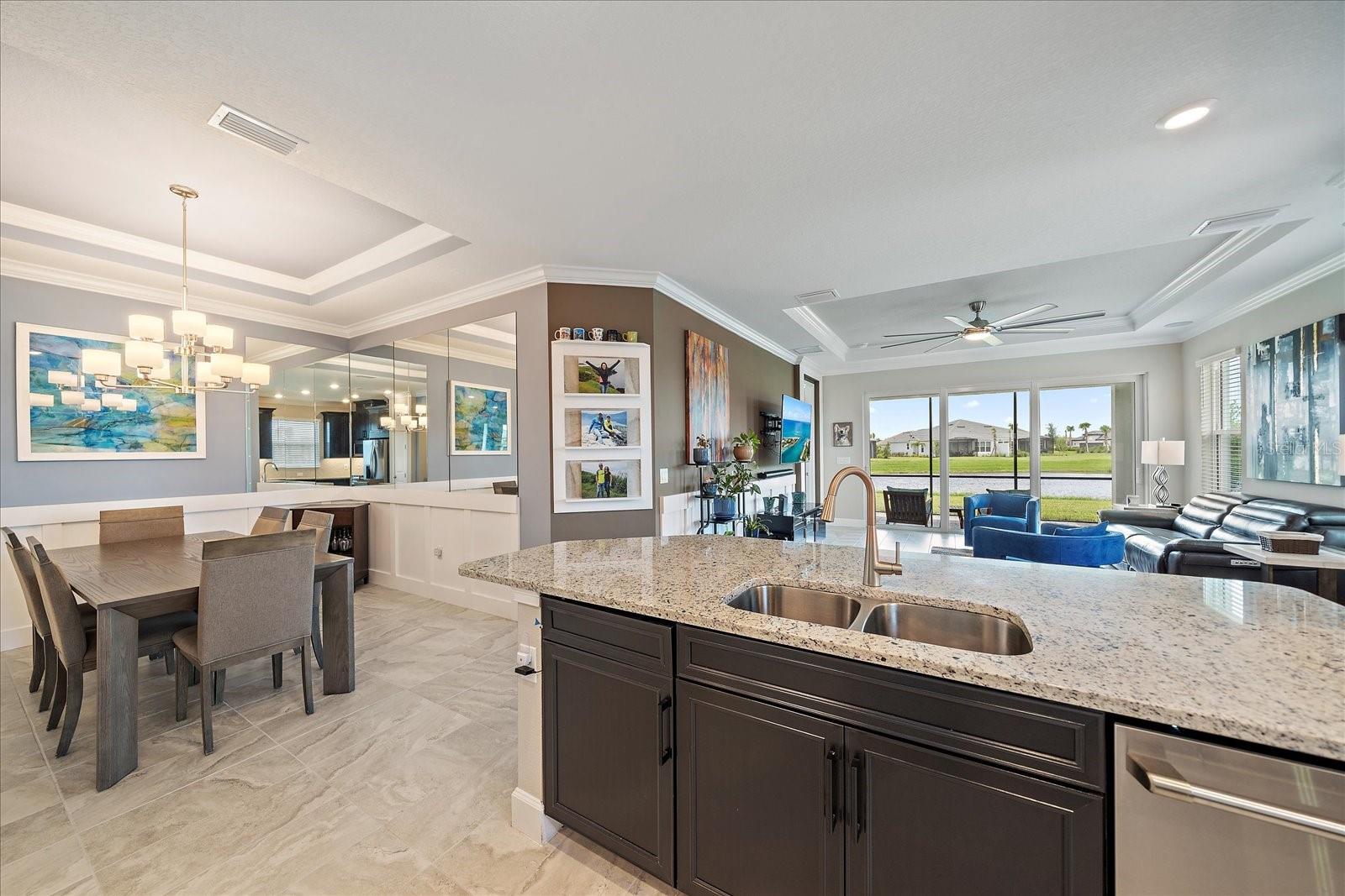 Image 11 of 42 For 8045 Moonbeam Avenue