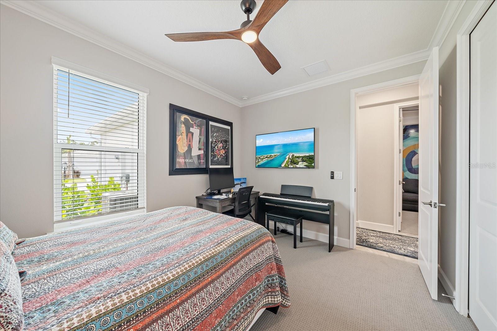 Image 23 of 42 For 8045 Moonbeam Avenue
