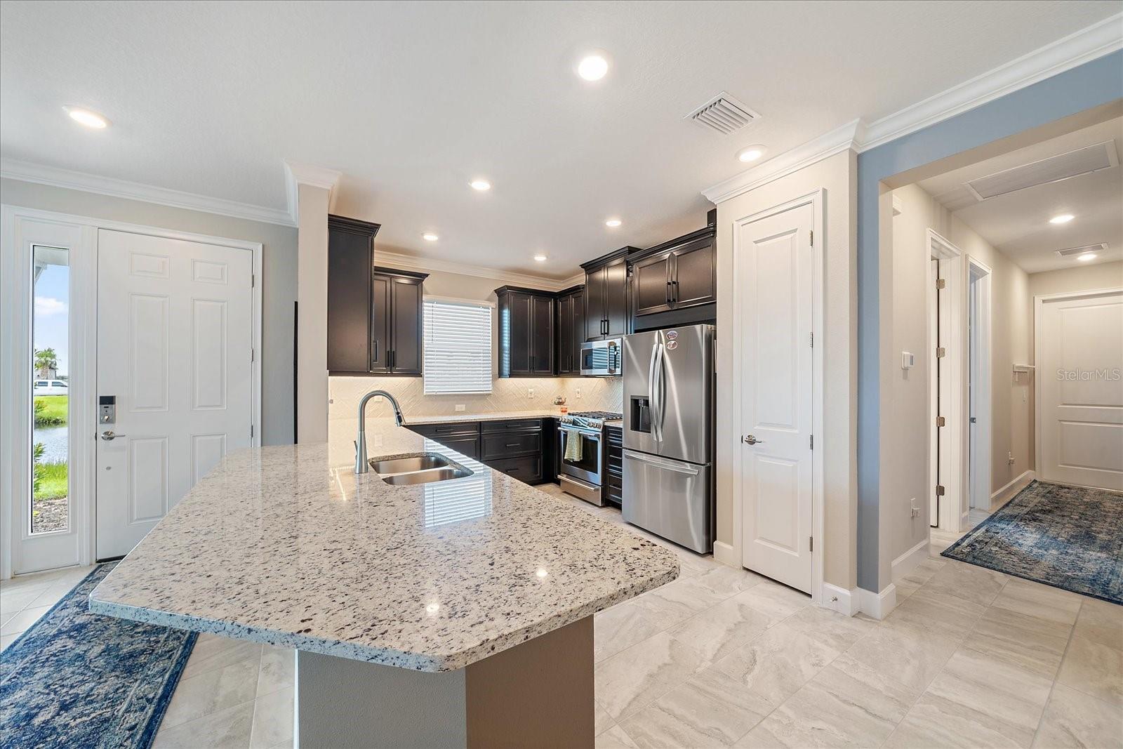 Image 7 of 42 For 8045 Moonbeam Avenue