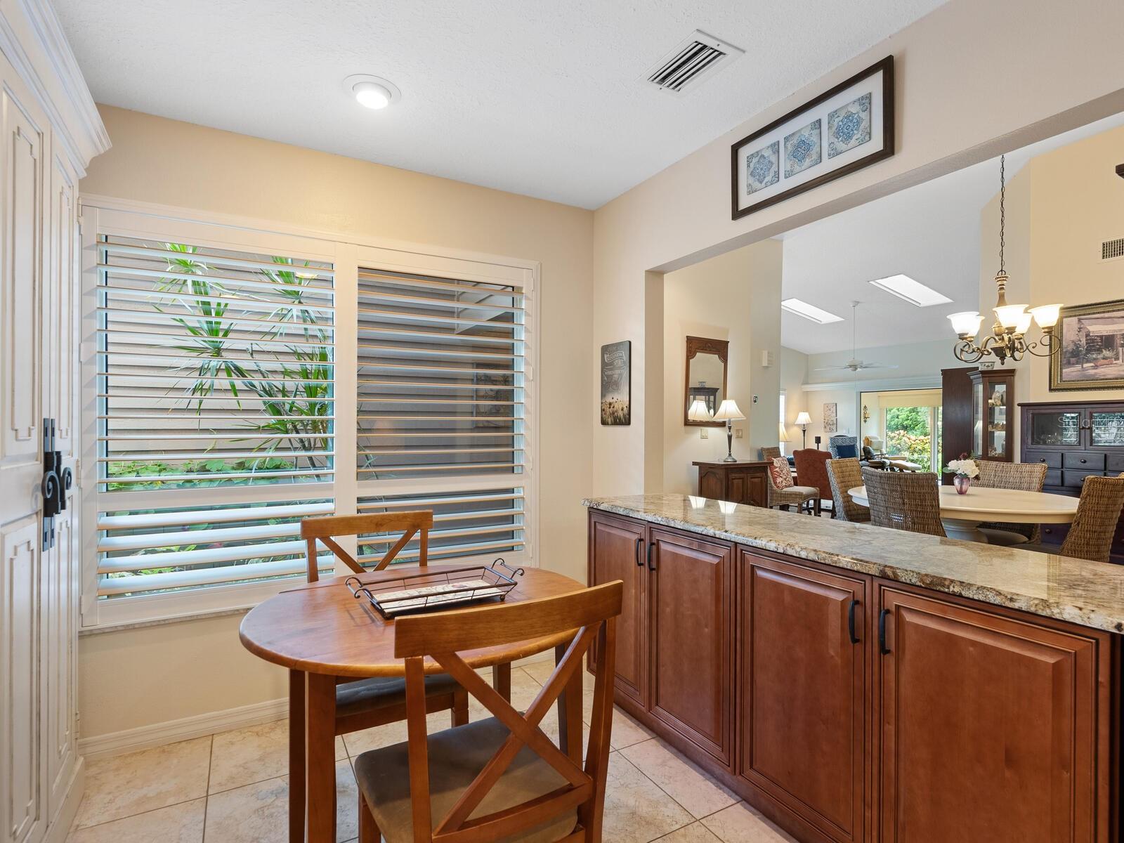 Image 20 of 44 For 4004 Wilshire Circle E 89