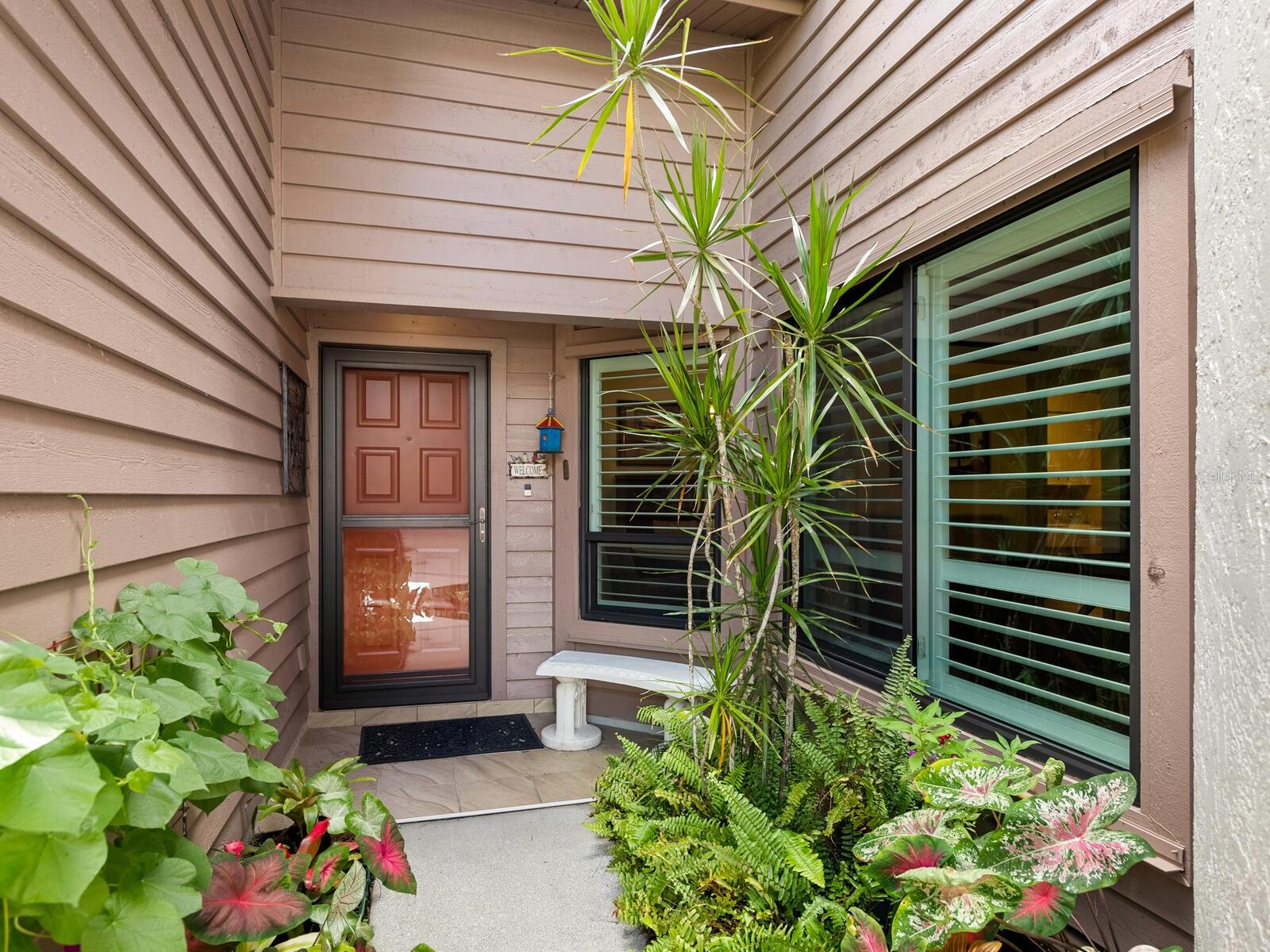 Image 6 of 44 For 4004 Wilshire Circle E 89