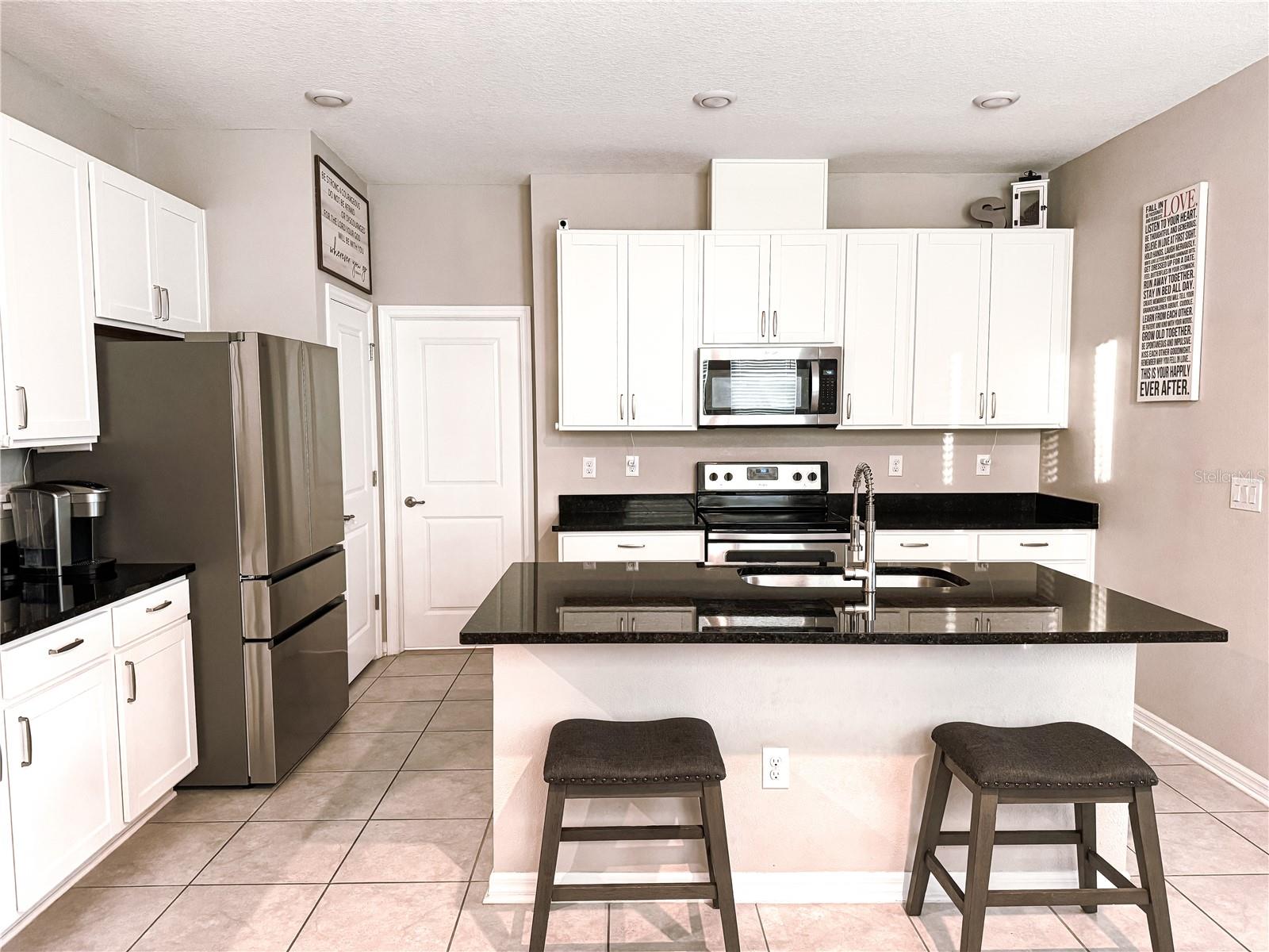 Image 4 of 38 For 11524 Woodleaf Drive