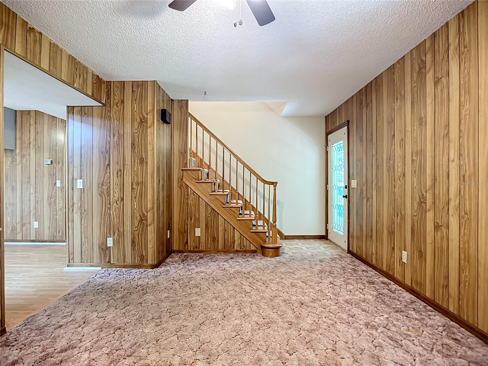 Image 17 of 72 For 16021 Winburn Drive S