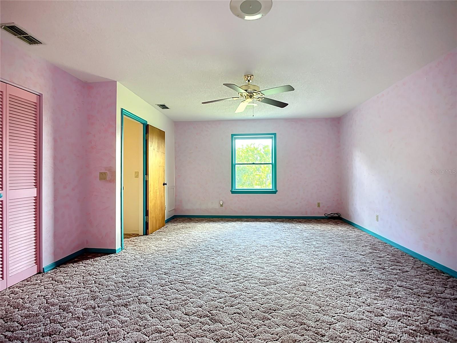 Image 37 of 72 For 16021 Winburn Drive S