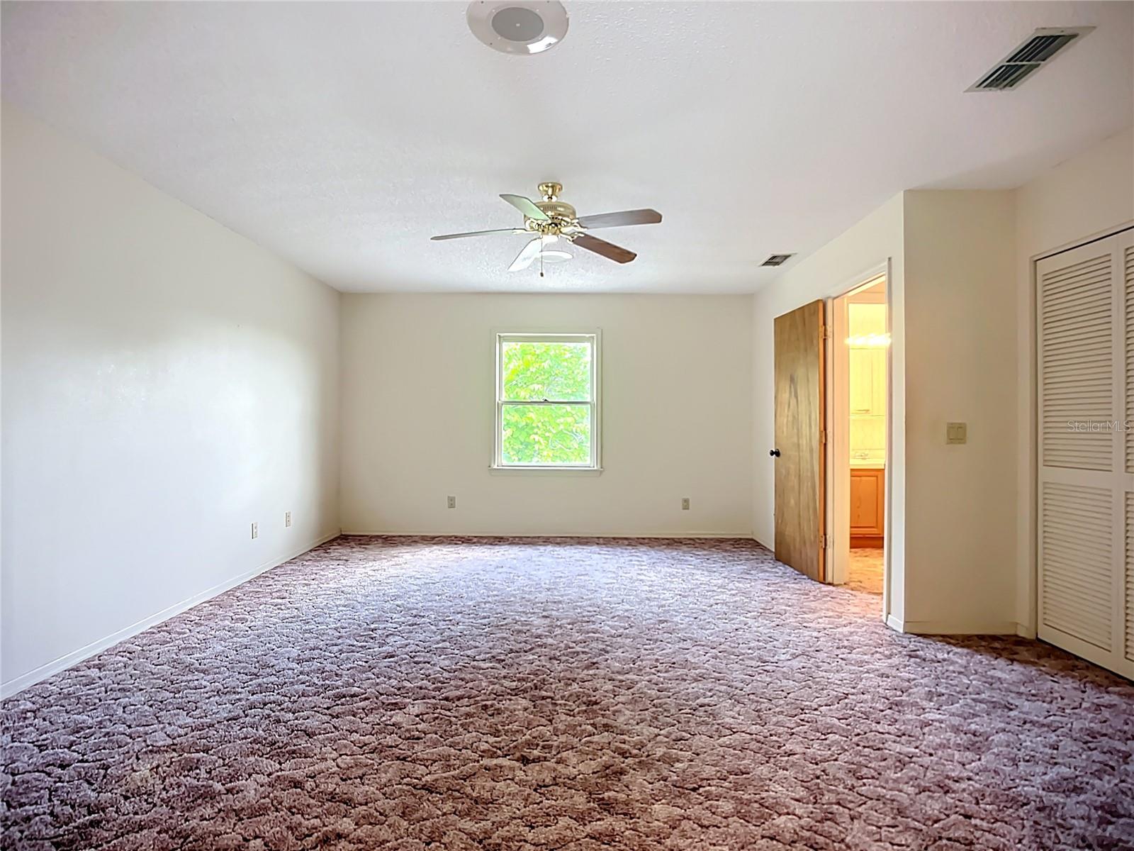 Image 45 of 72 For 16021 Winburn Drive S