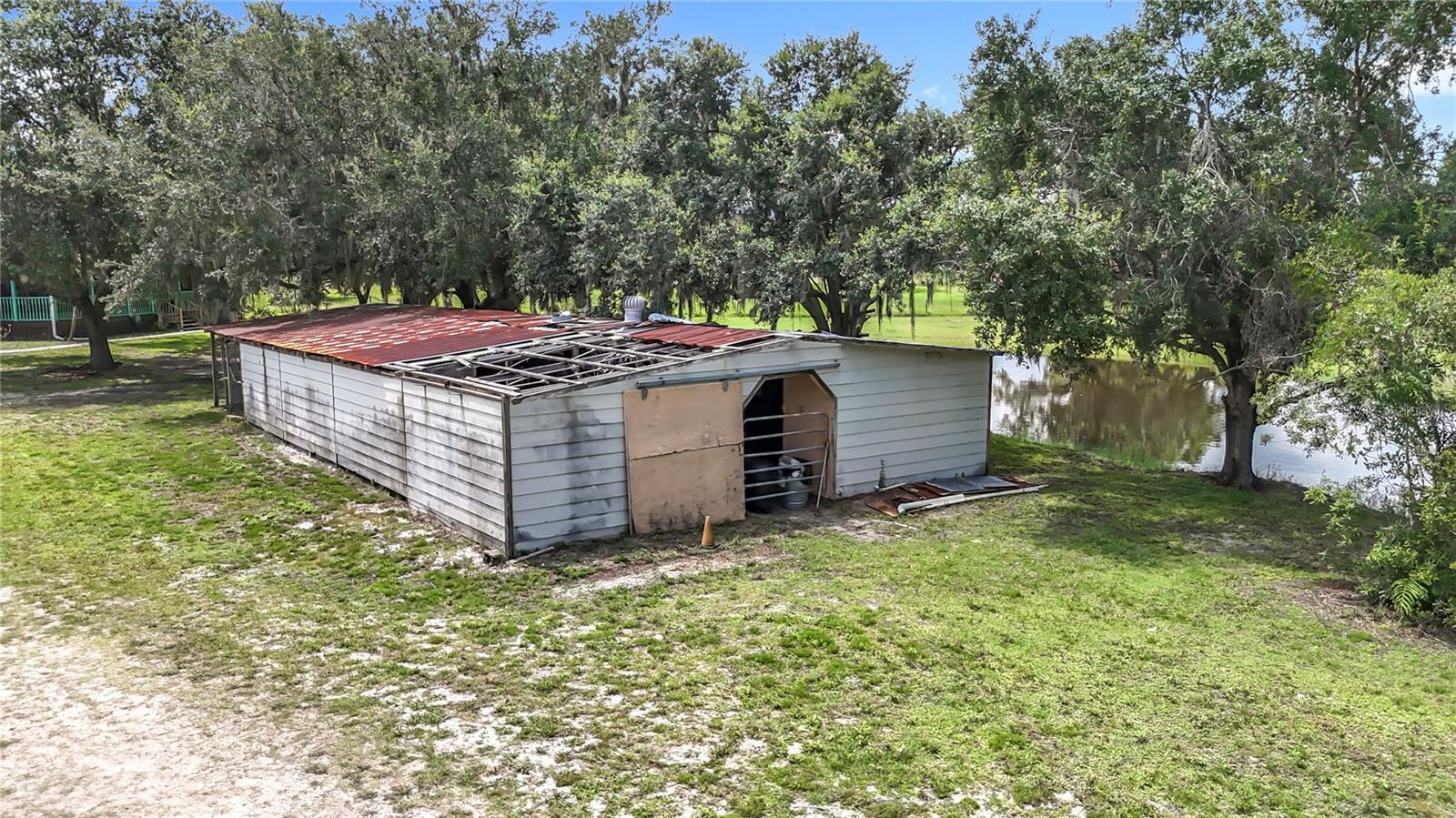 Image 59 of 72 For 16021 Winburn Drive S
