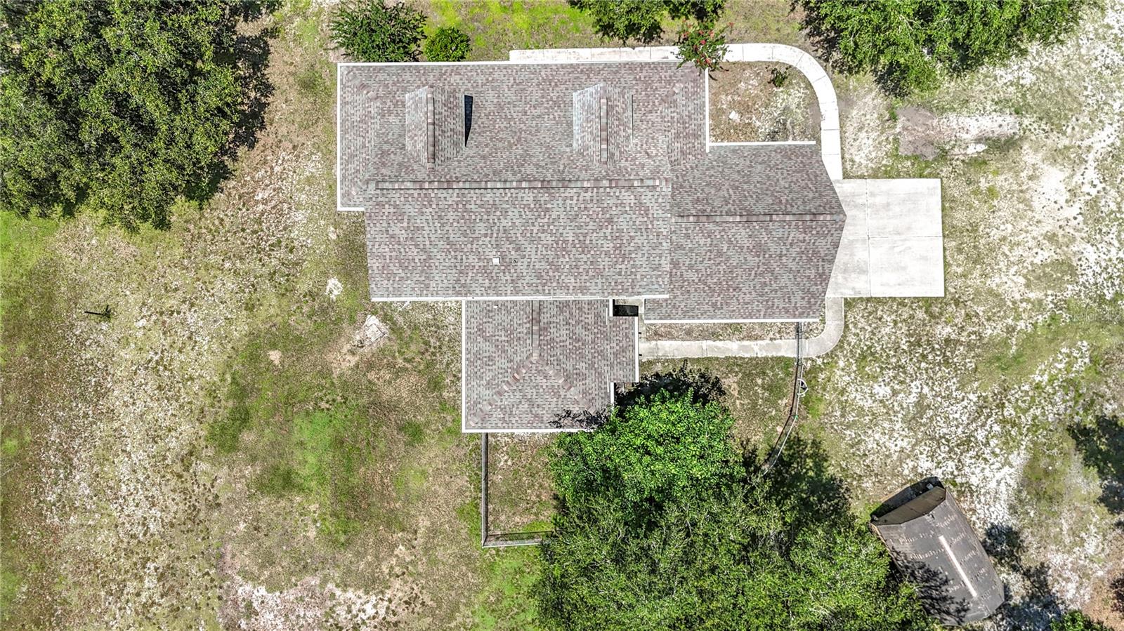 Image 62 of 72 For 16021 Winburn Drive S