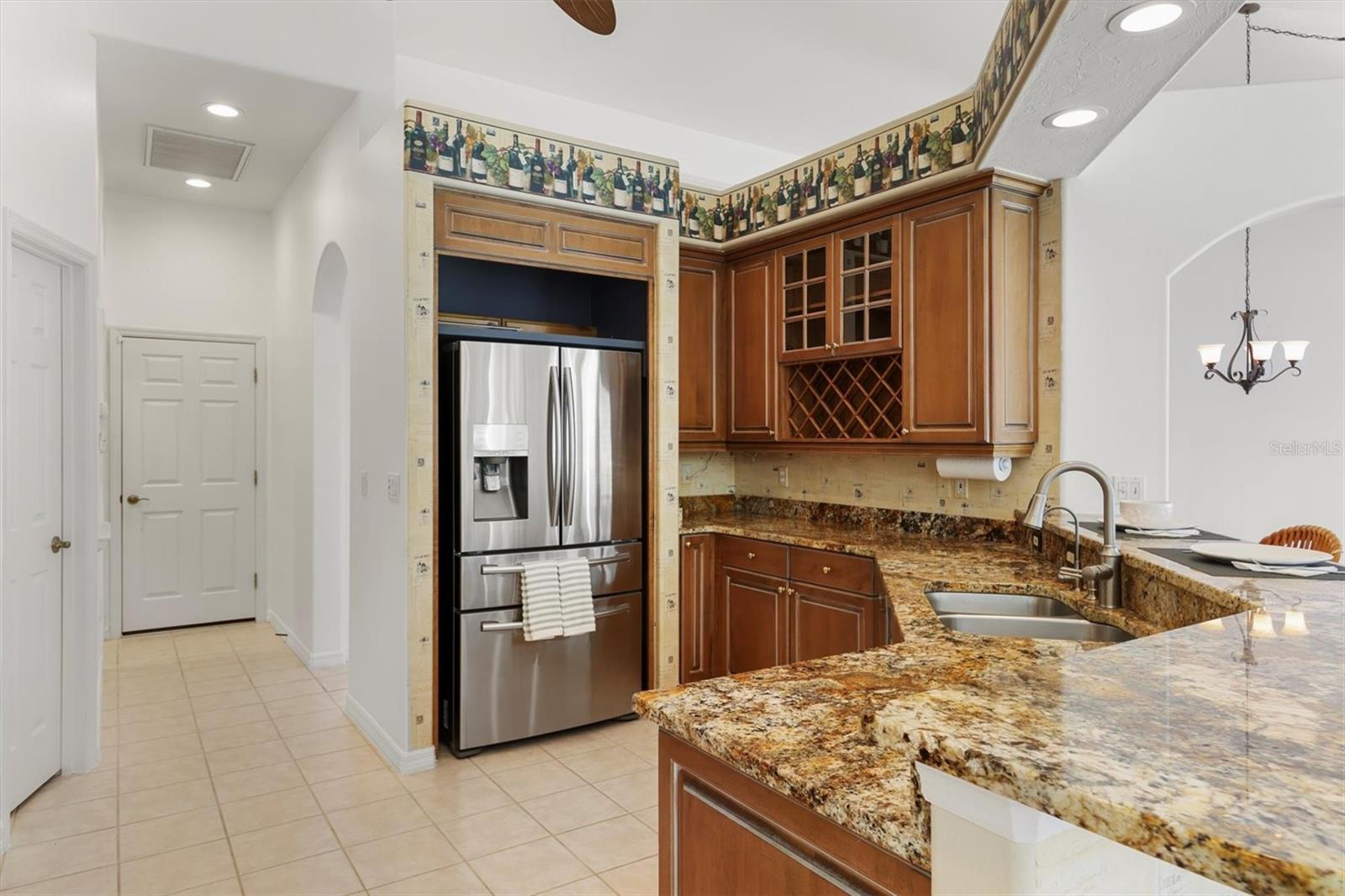 Image 13 of 47 For 4908 Sabal Lake Circle