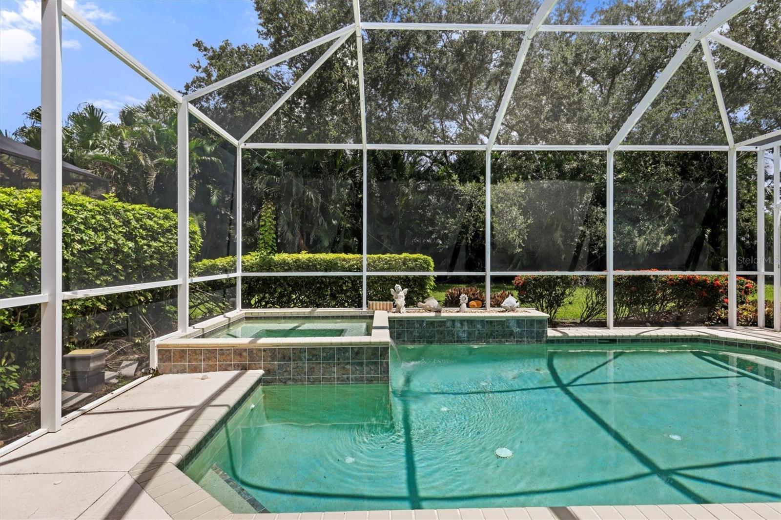 Image 31 of 47 For 4908 Sabal Lake Circle
