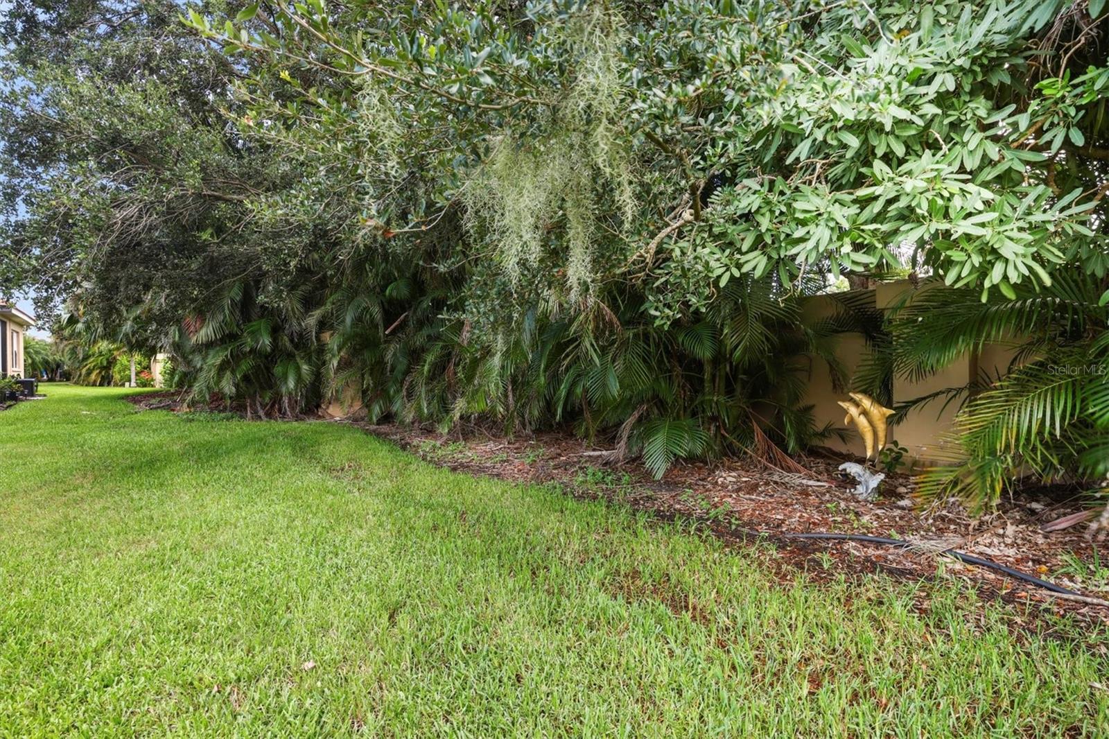 Image 36 of 47 For 4908 Sabal Lake Circle